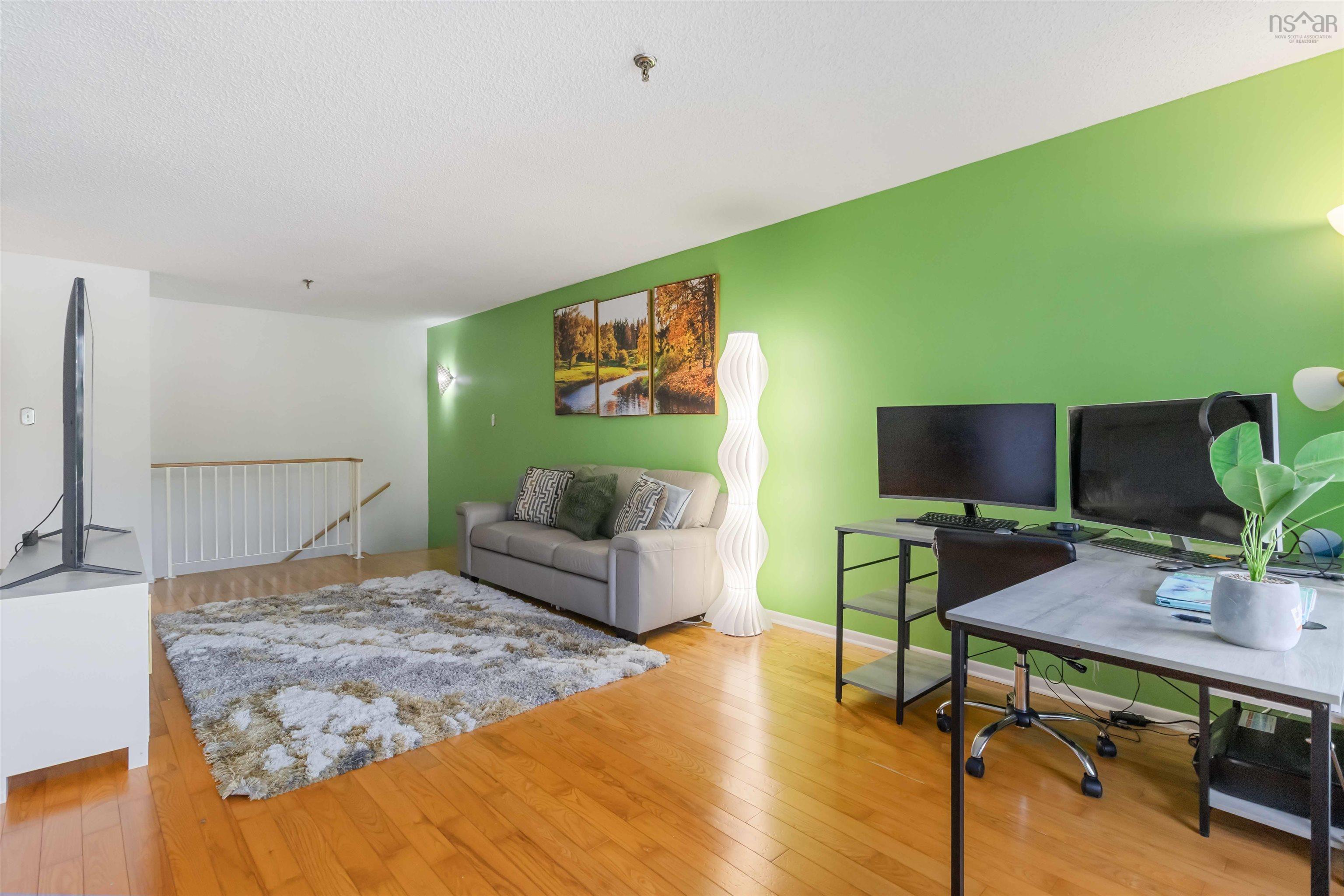 219 15 Knightsridge Drive photo #9