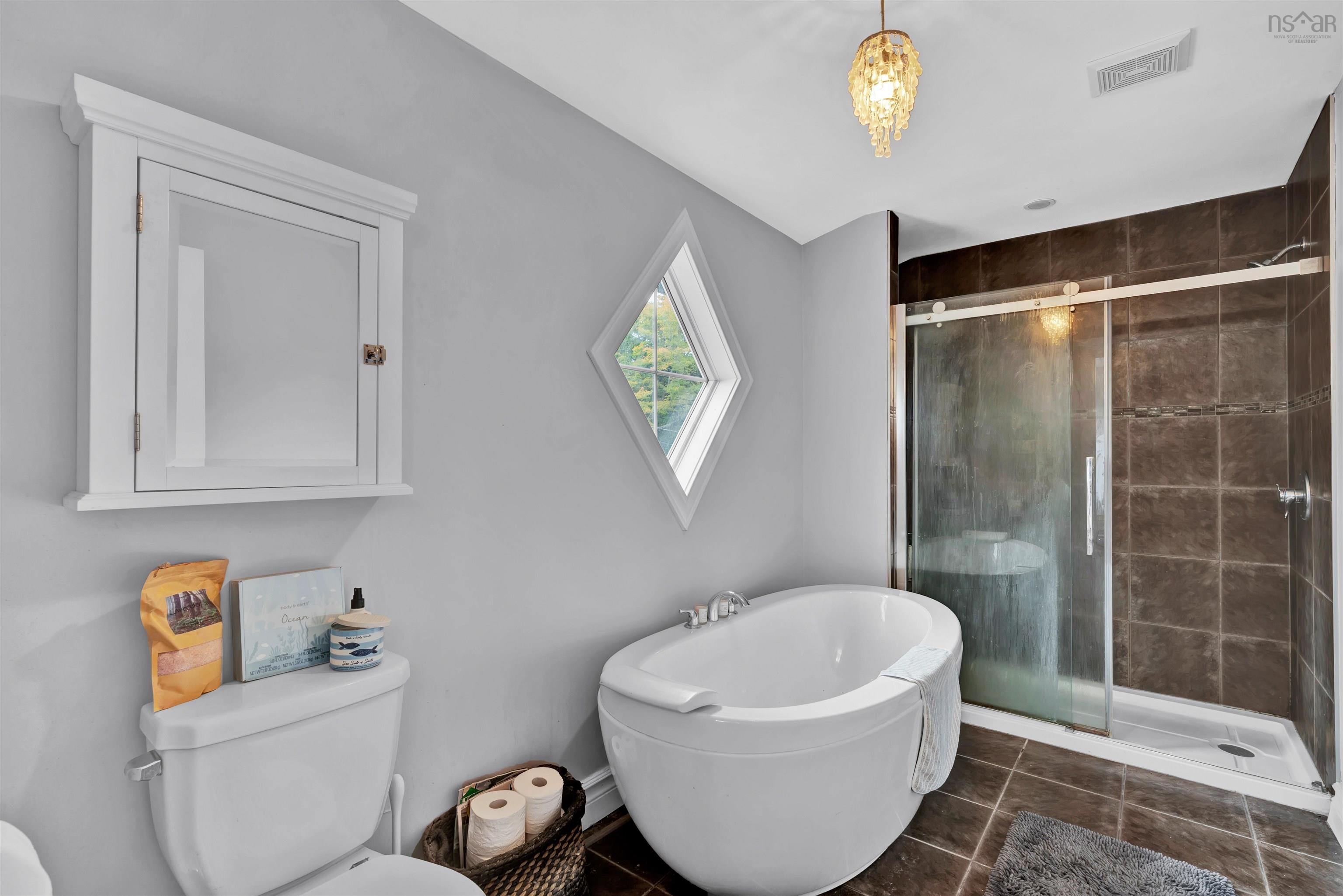 142 Voyager Way photo #18