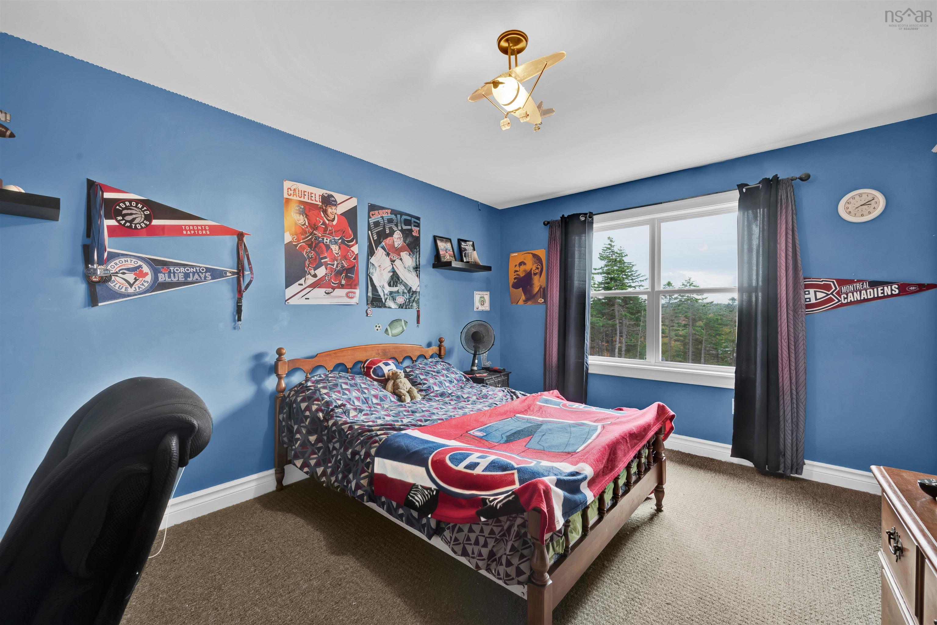142 Voyager Way photo #20