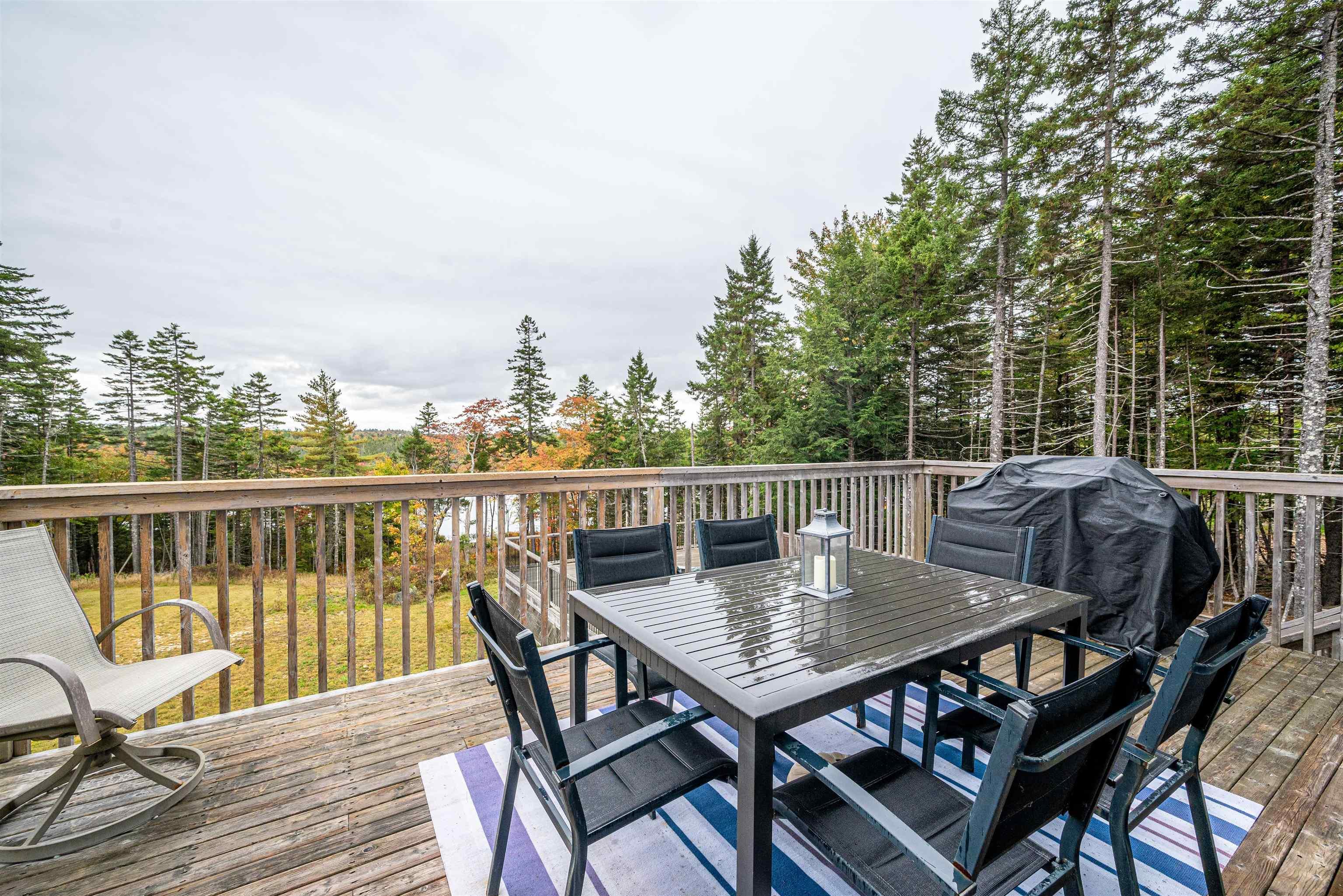 142 Voyager Way photo #30