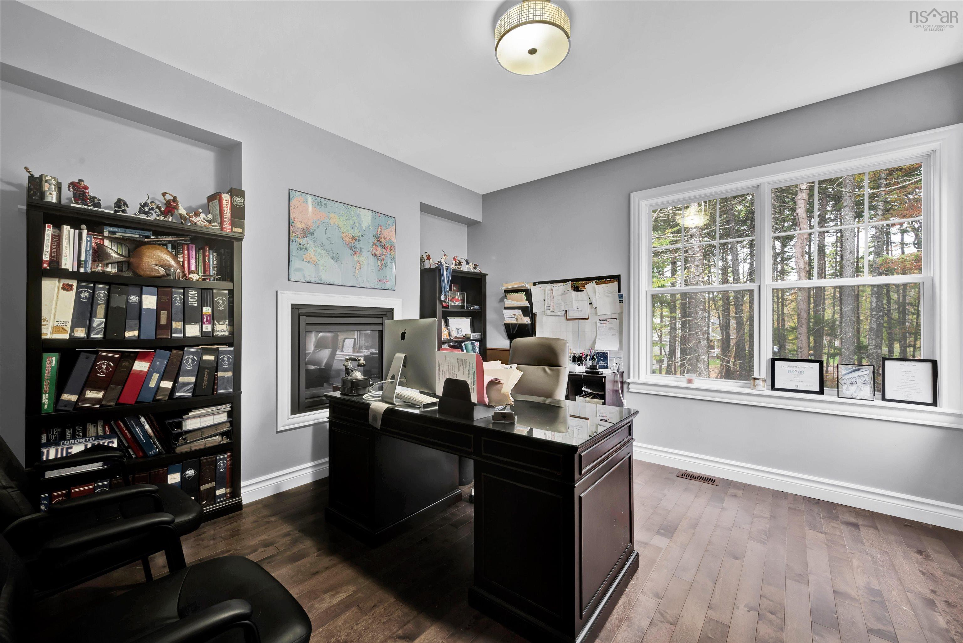 142 Voyager Way photo #4