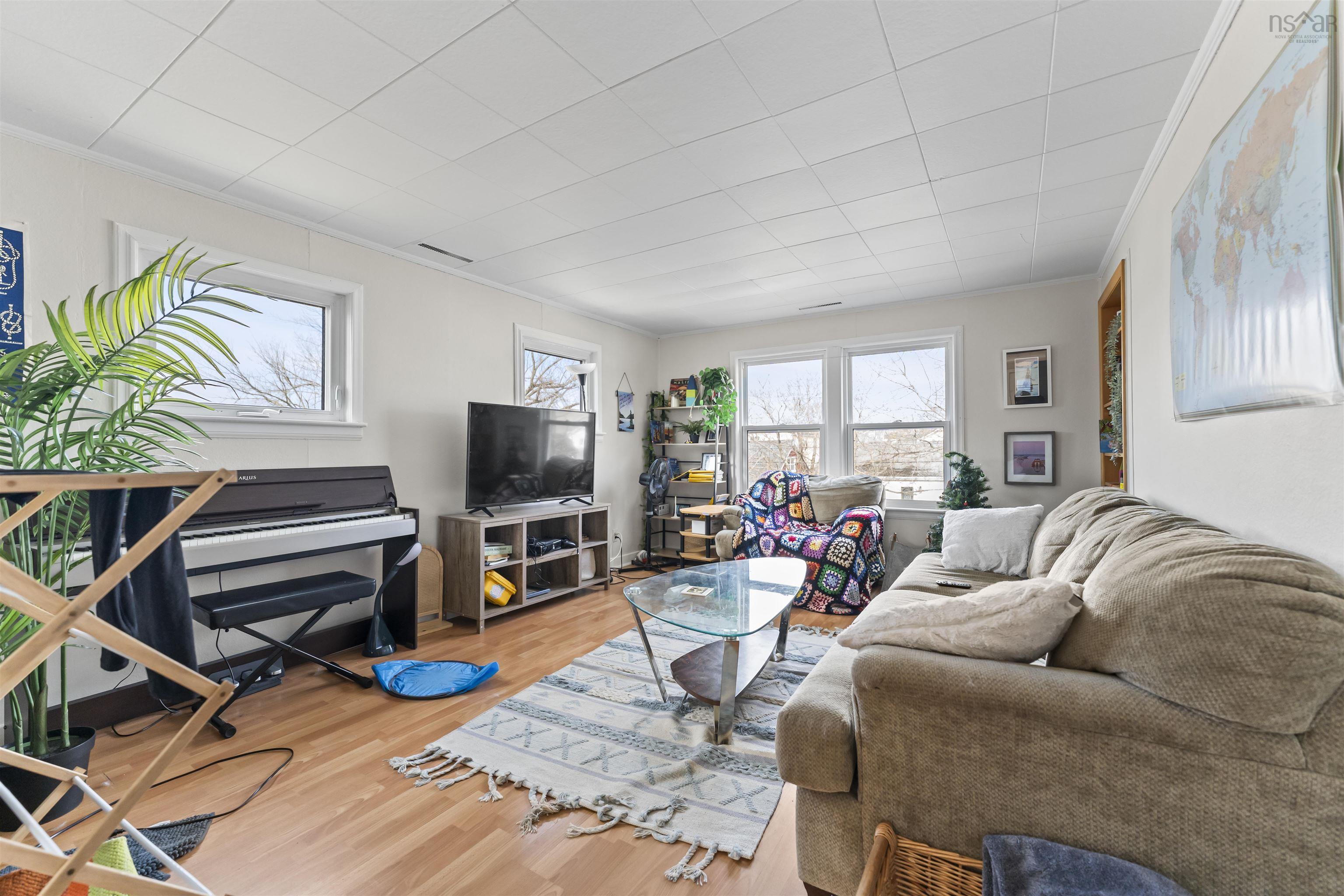 6562 Edinburgh Street photo #15