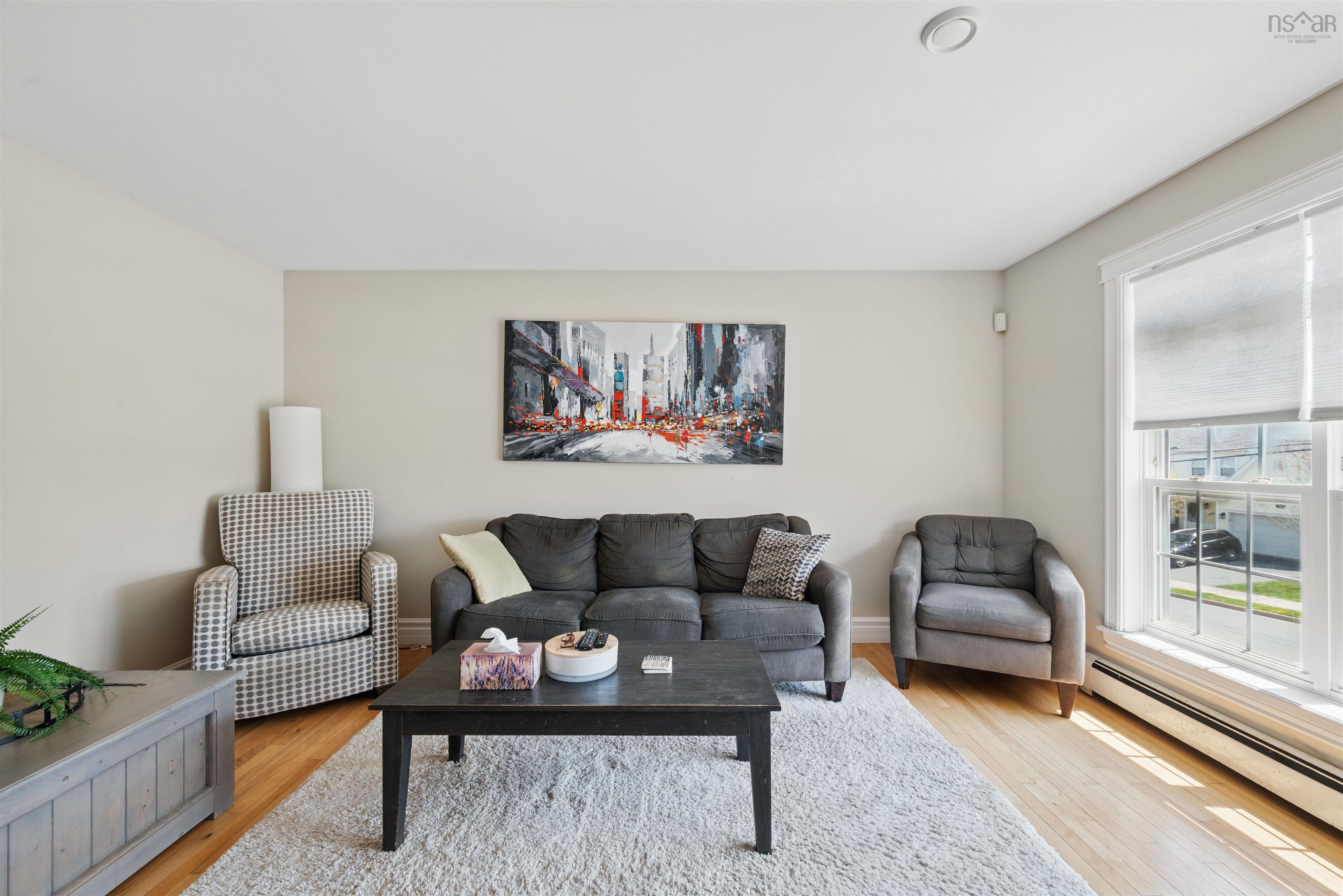810 Basinview Drive photo #8