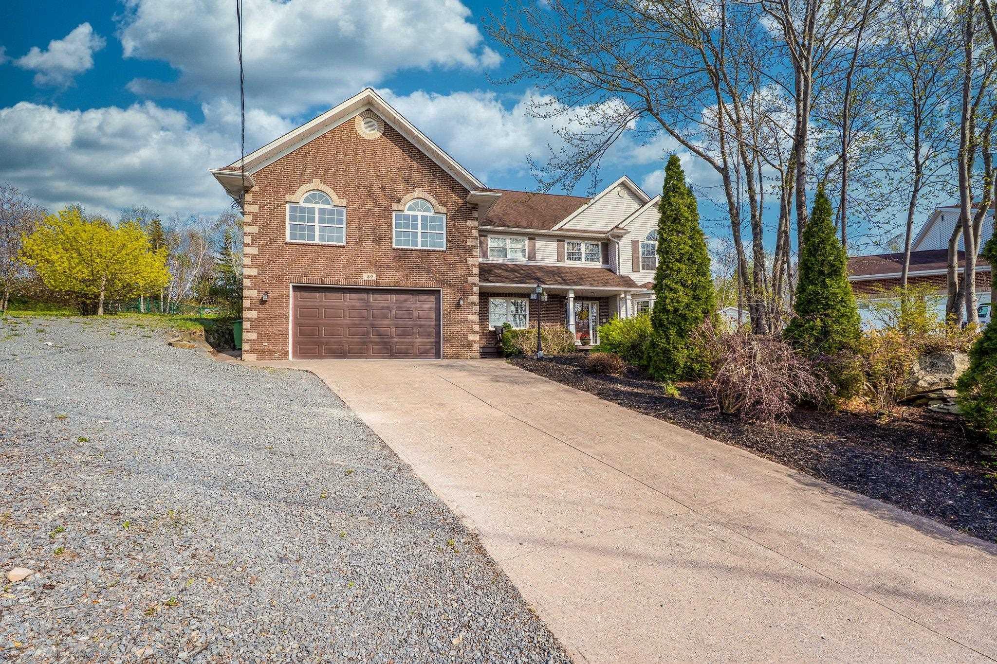 39 Canfield Court photo #2