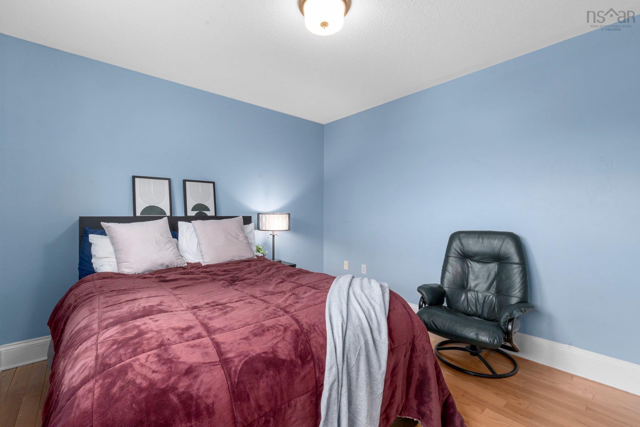 39 Canfield Court photo #34