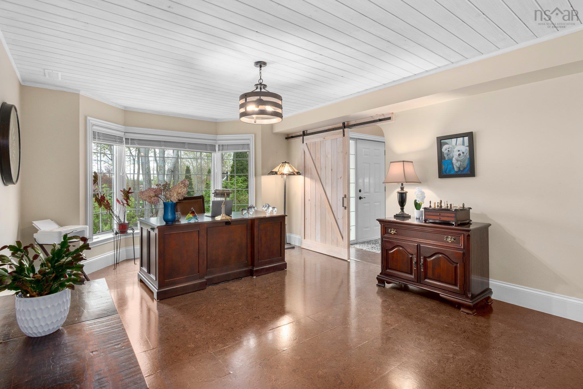 39 Canfield Court photo #5