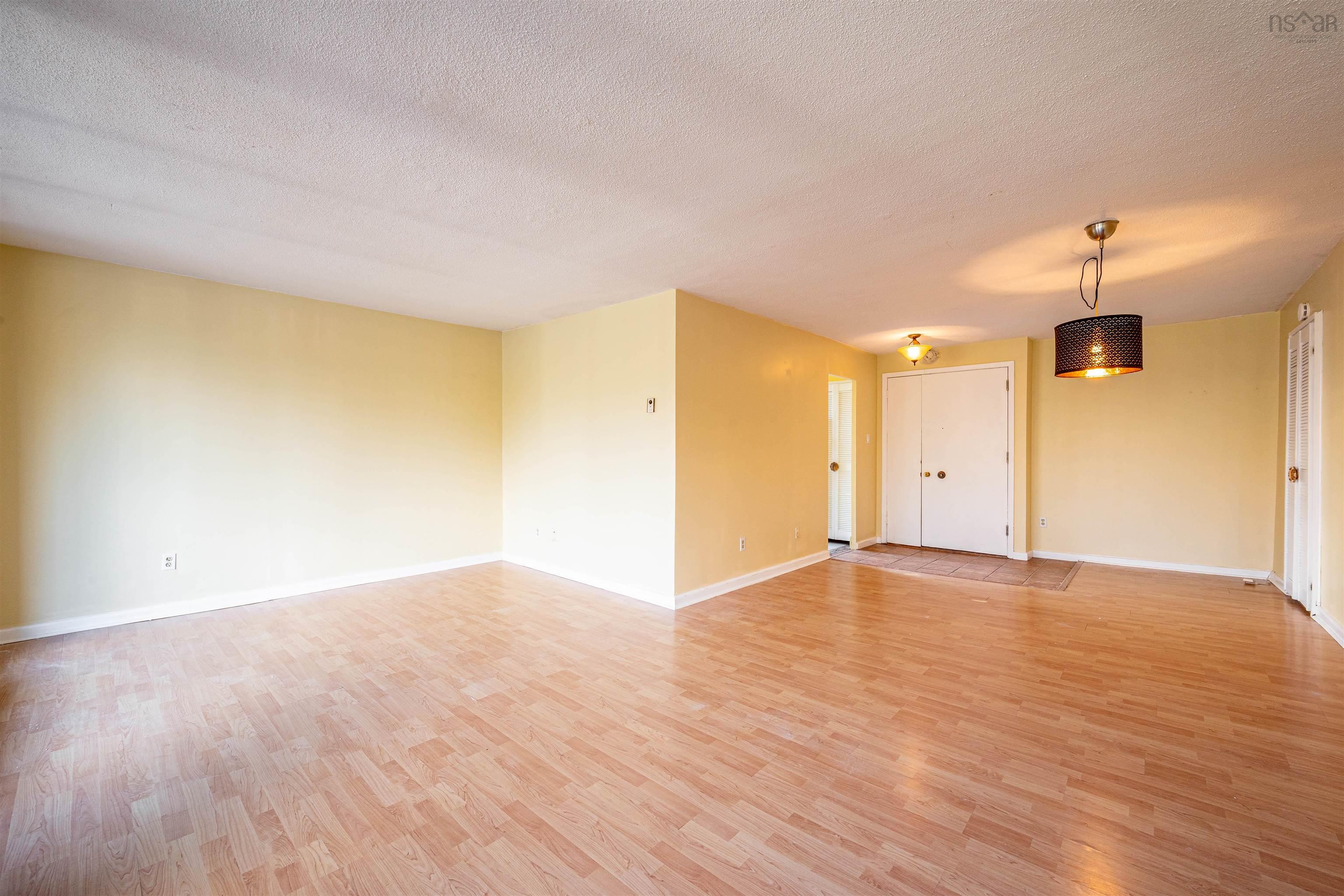 210 5959 Spring Garden Road photo #11