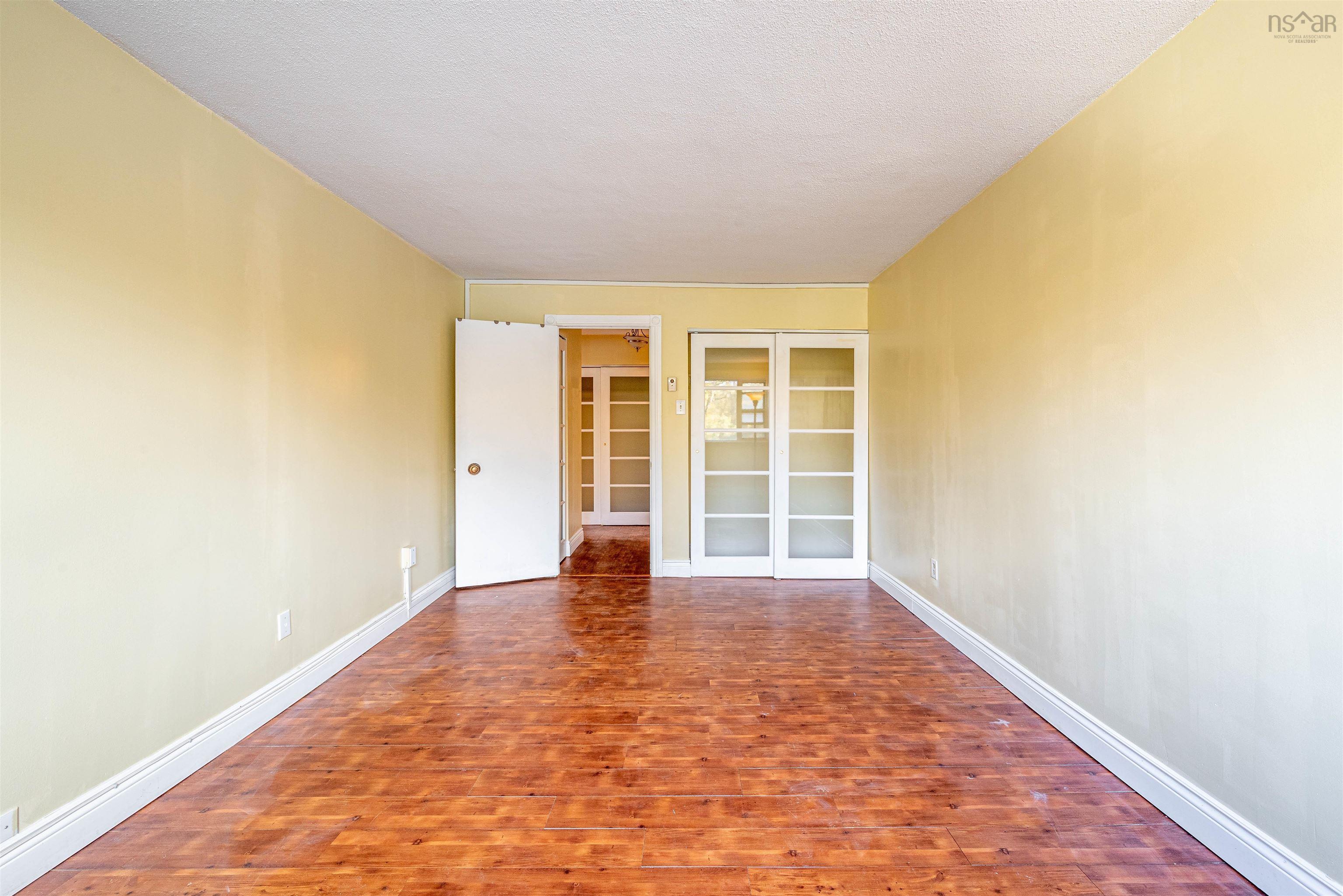 210 5959 Spring Garden Road photo #23