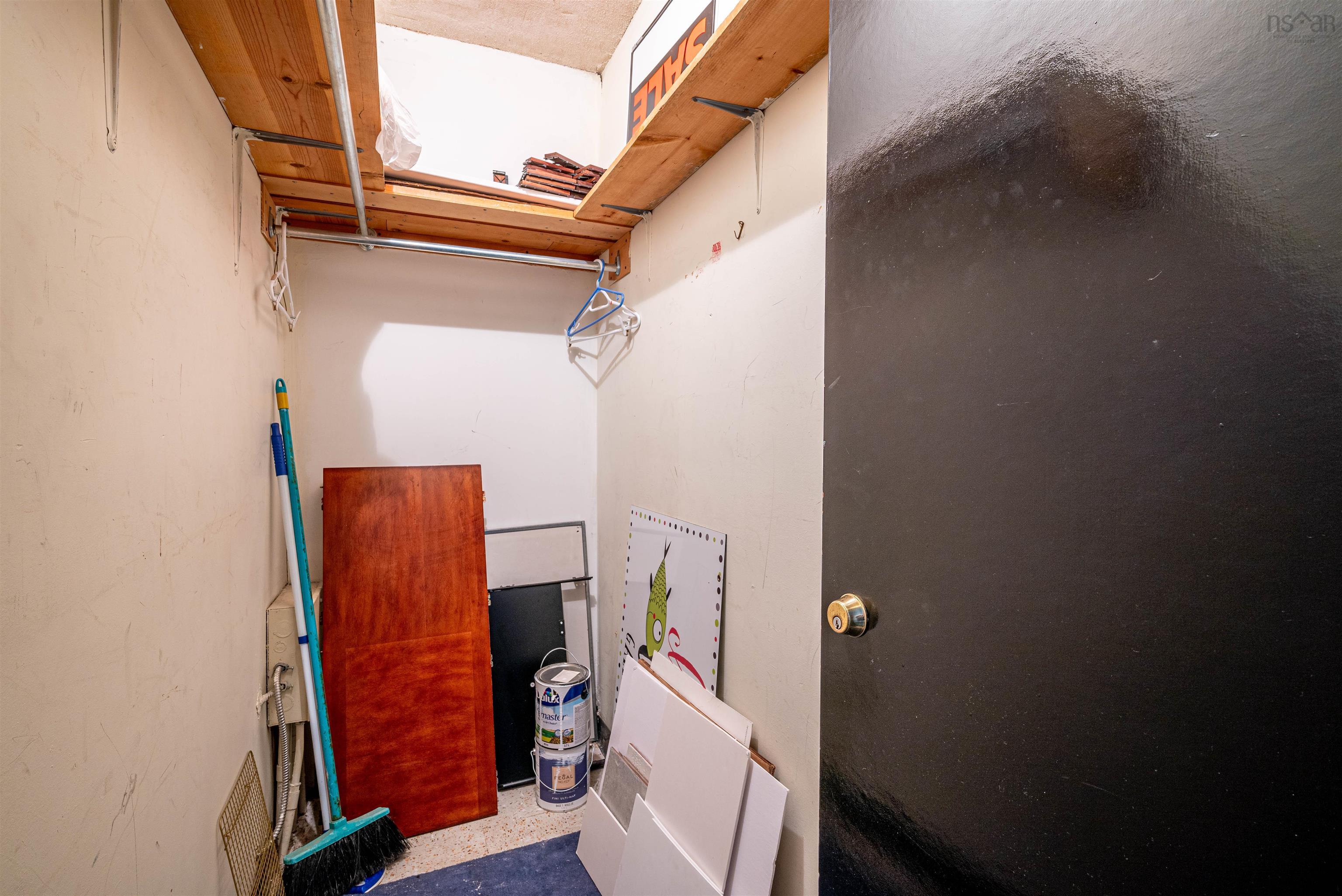 210 5959 Spring Garden Road photo #28