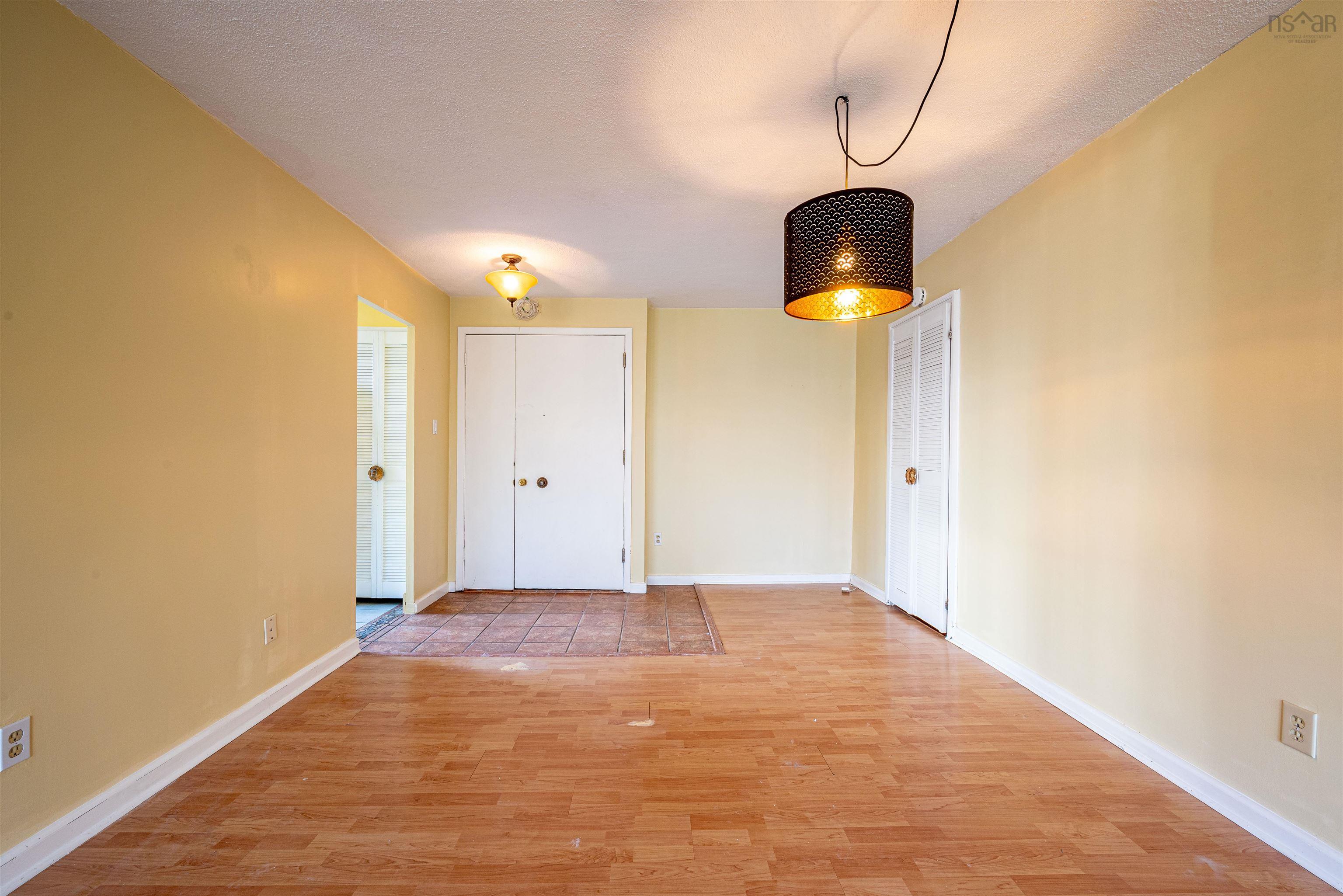 210 5959 Spring Garden Road photo #6