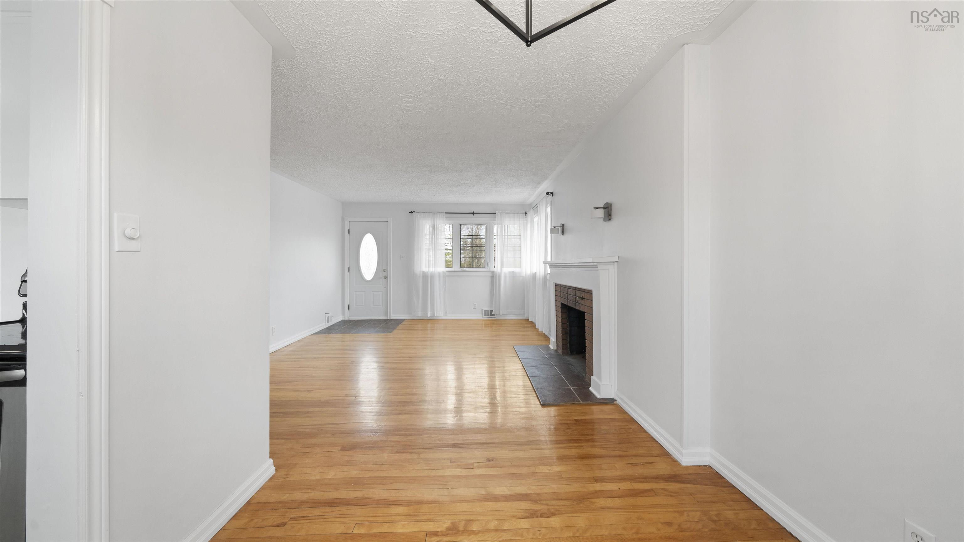 195 Mount Edward Road photo #11