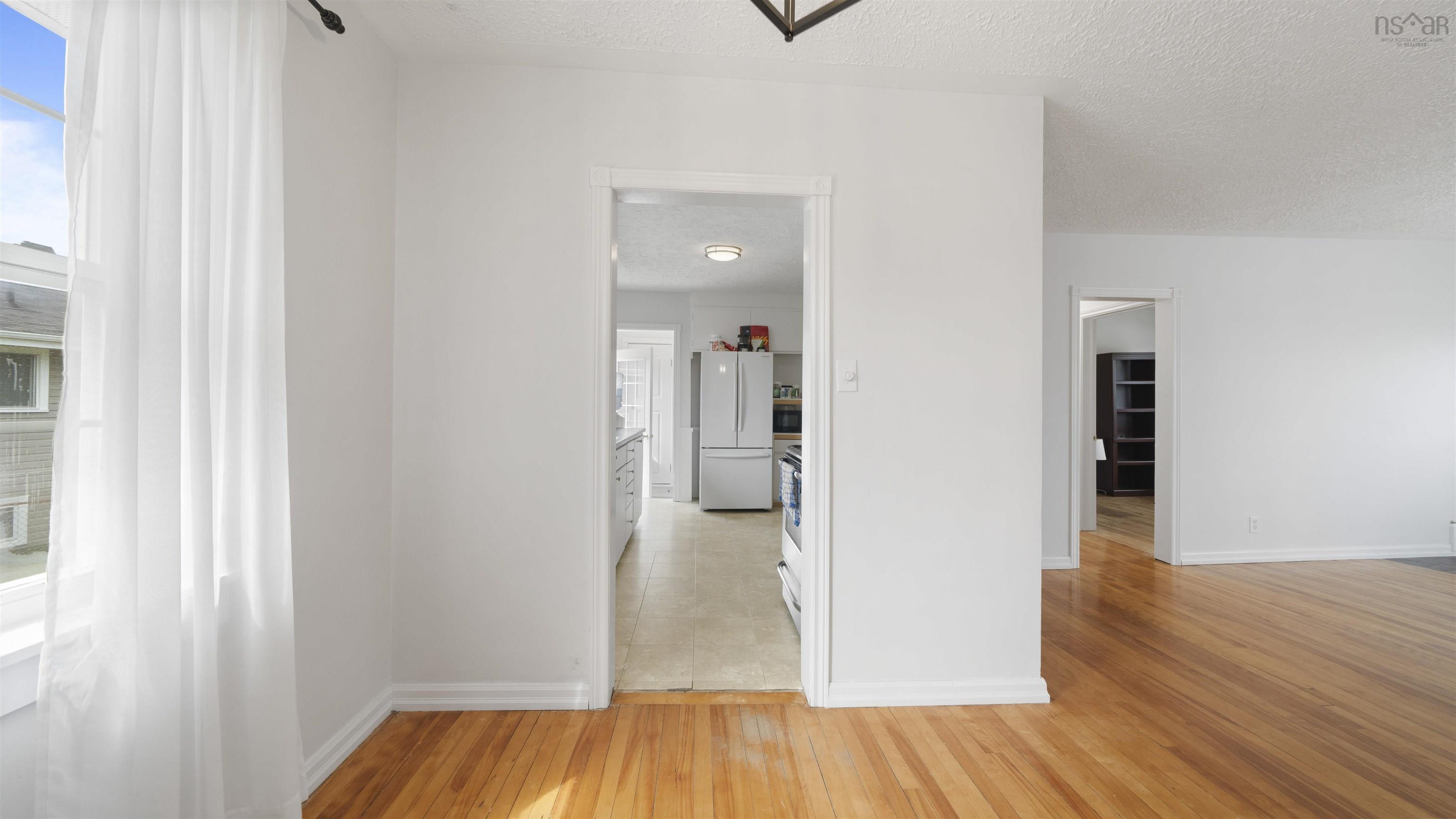 195 Mount Edward Road photo #12