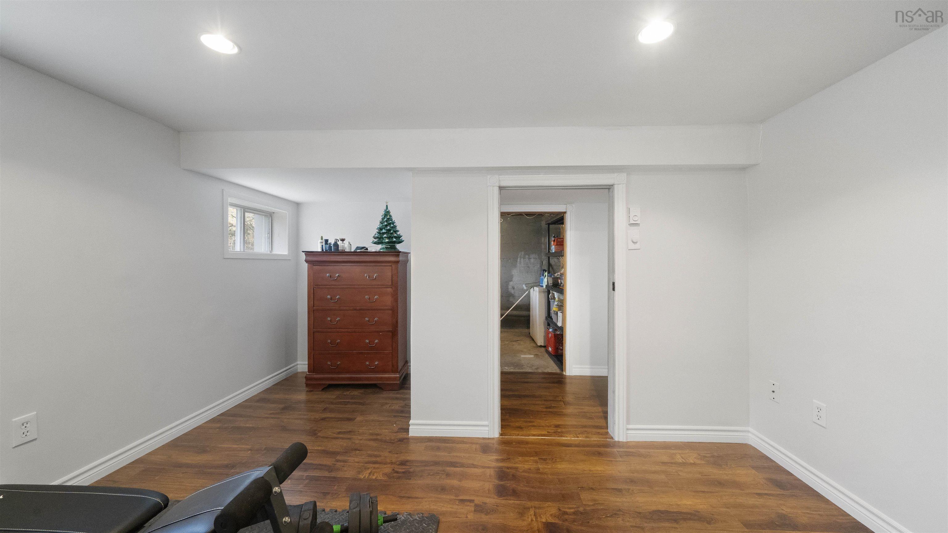 195 Mount Edward Road photo #31