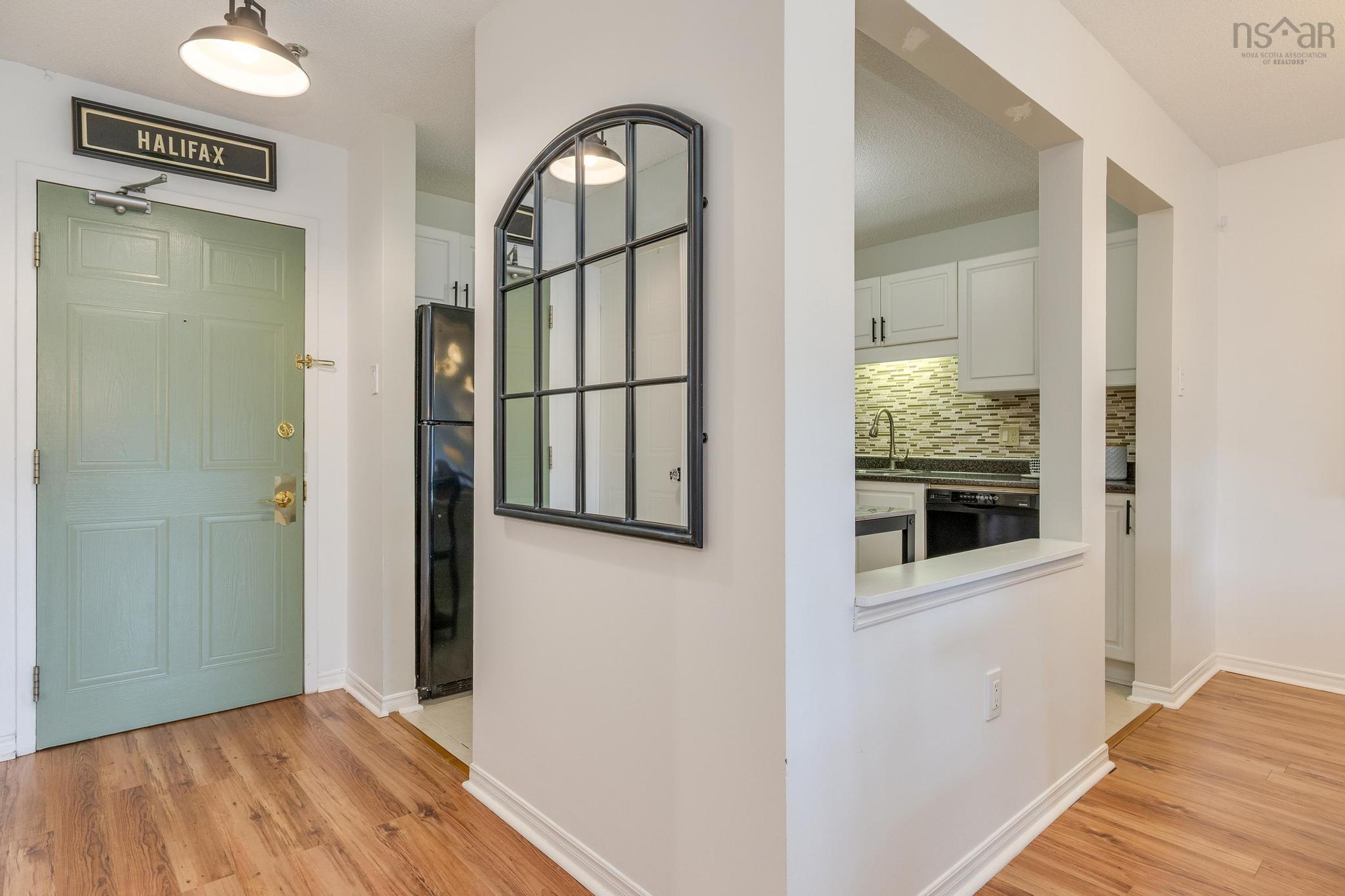 404 12 Spinnaker Drive photo #3
