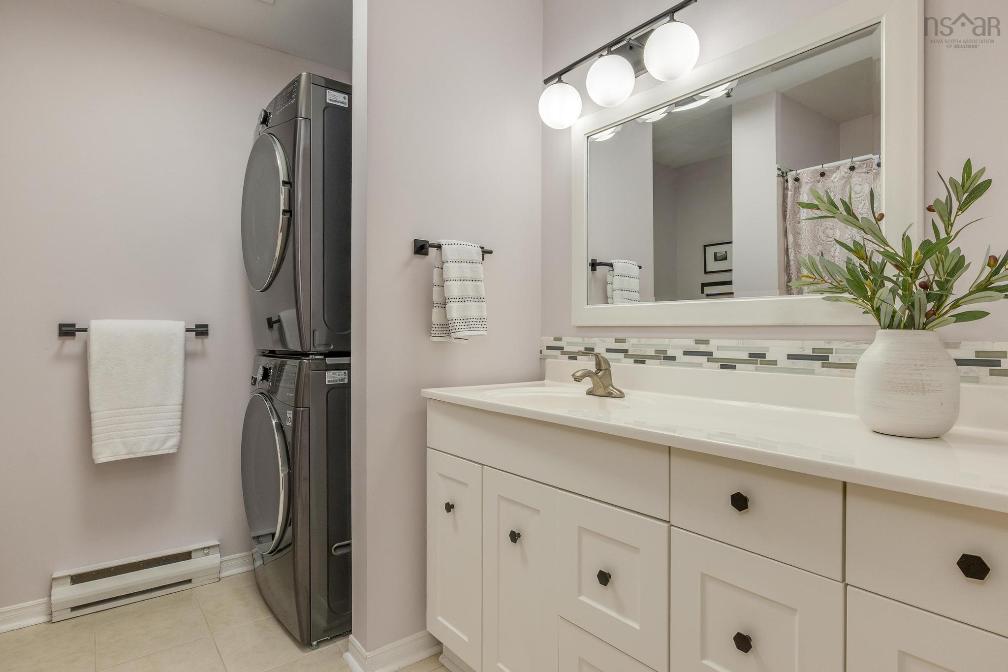 404 12 Spinnaker Drive photo #23