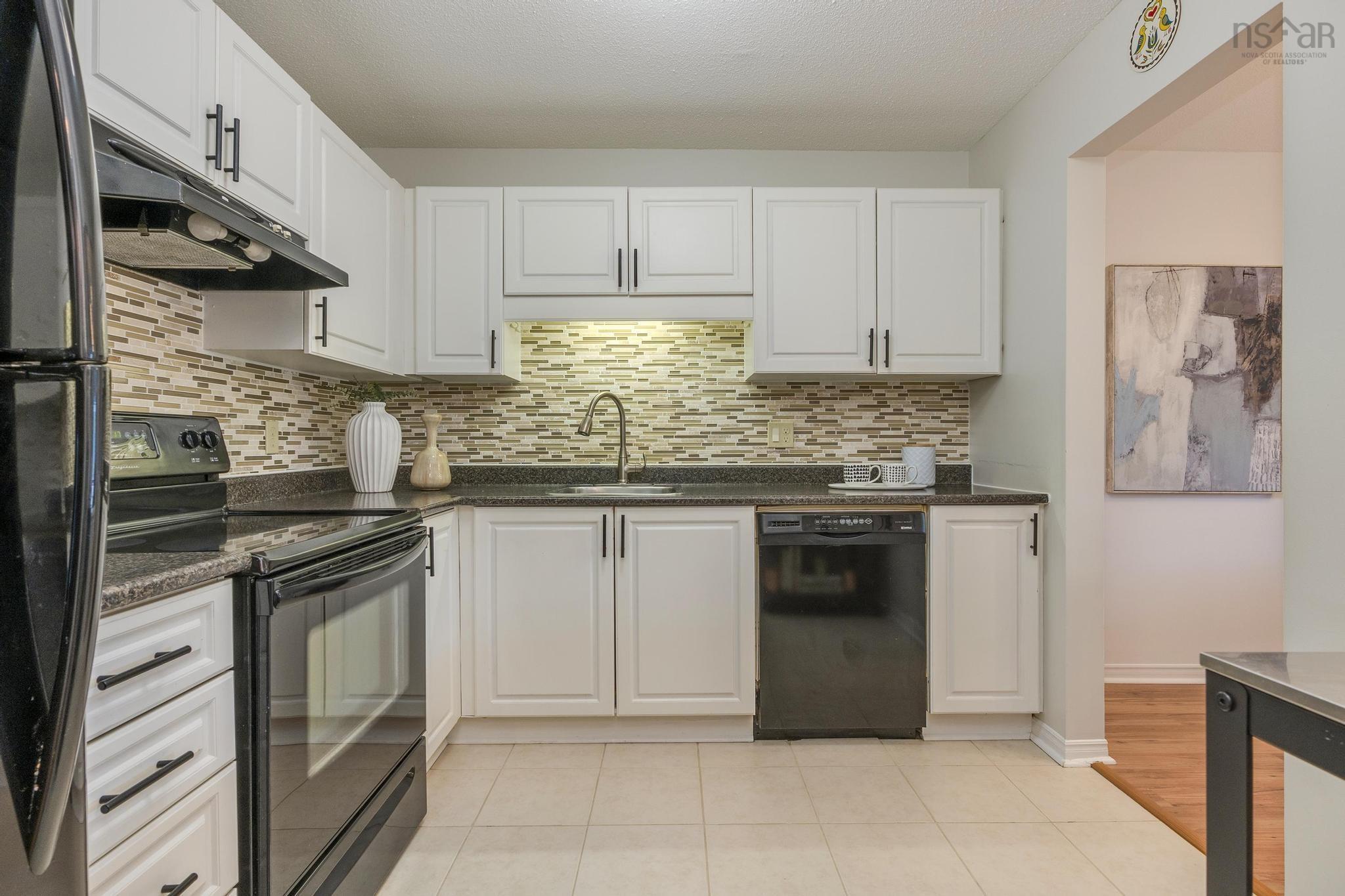 404 12 Spinnaker Drive photo #5