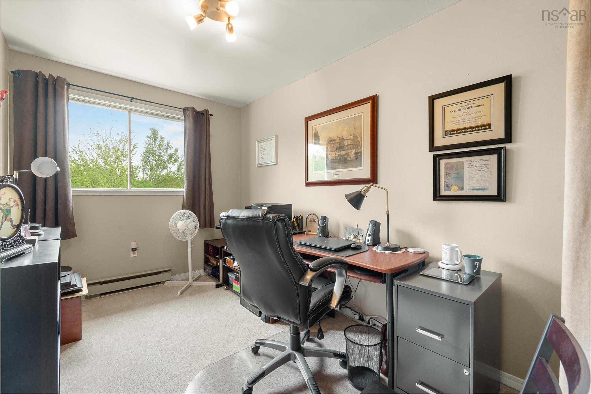 73 Chameau Crescent photo #13