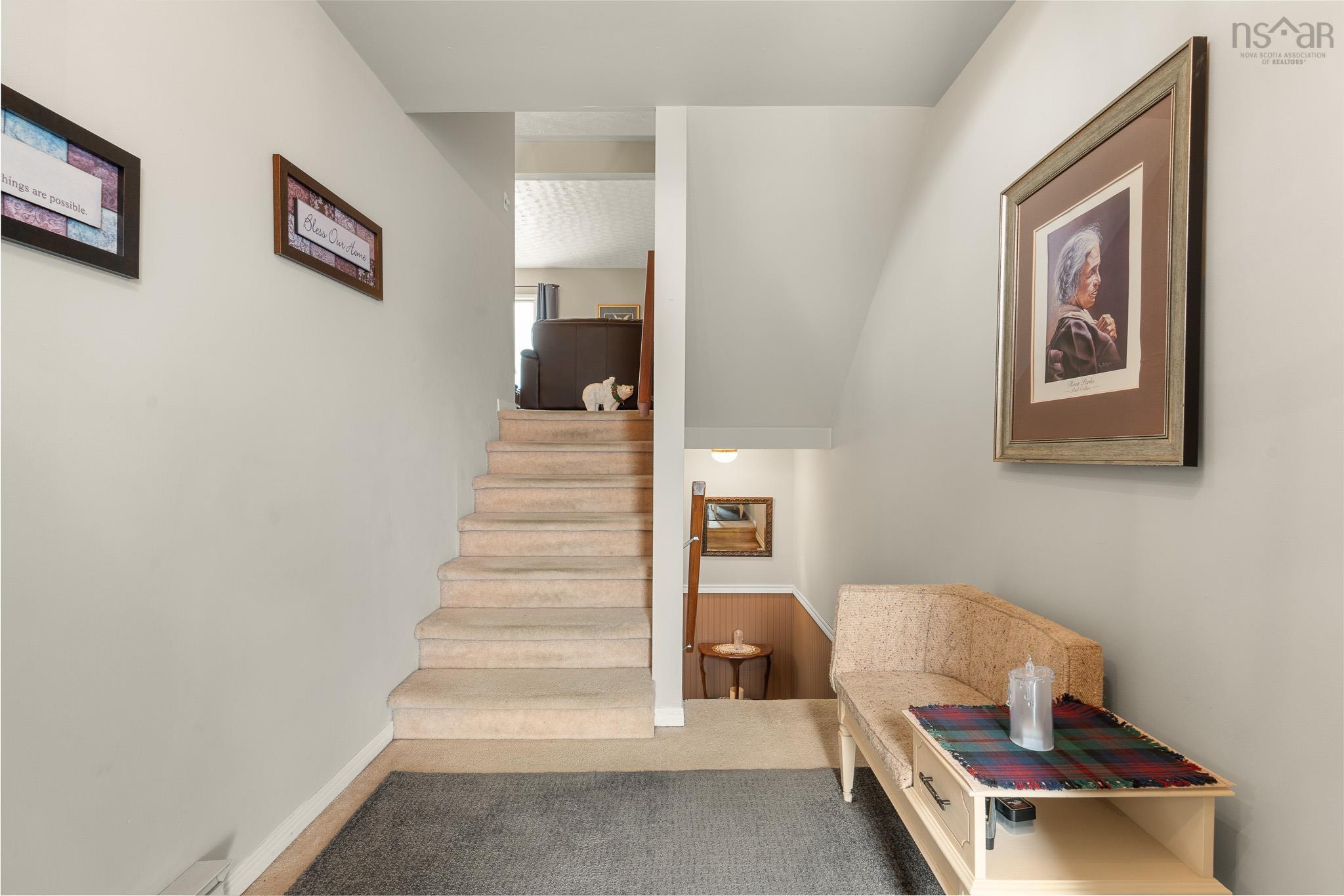 73 Chameau Crescent photo #5