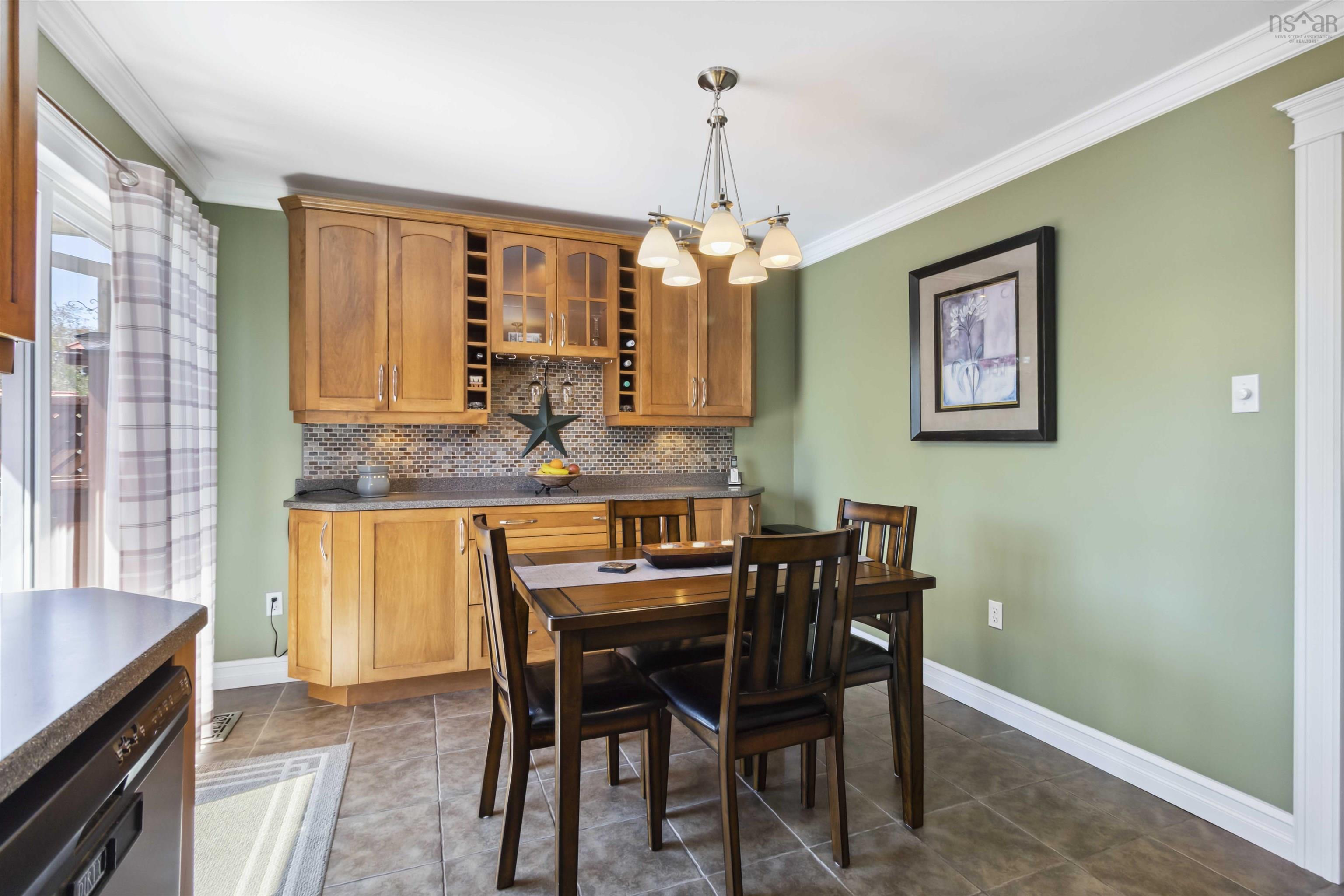 210 Donegal Drive photo #15