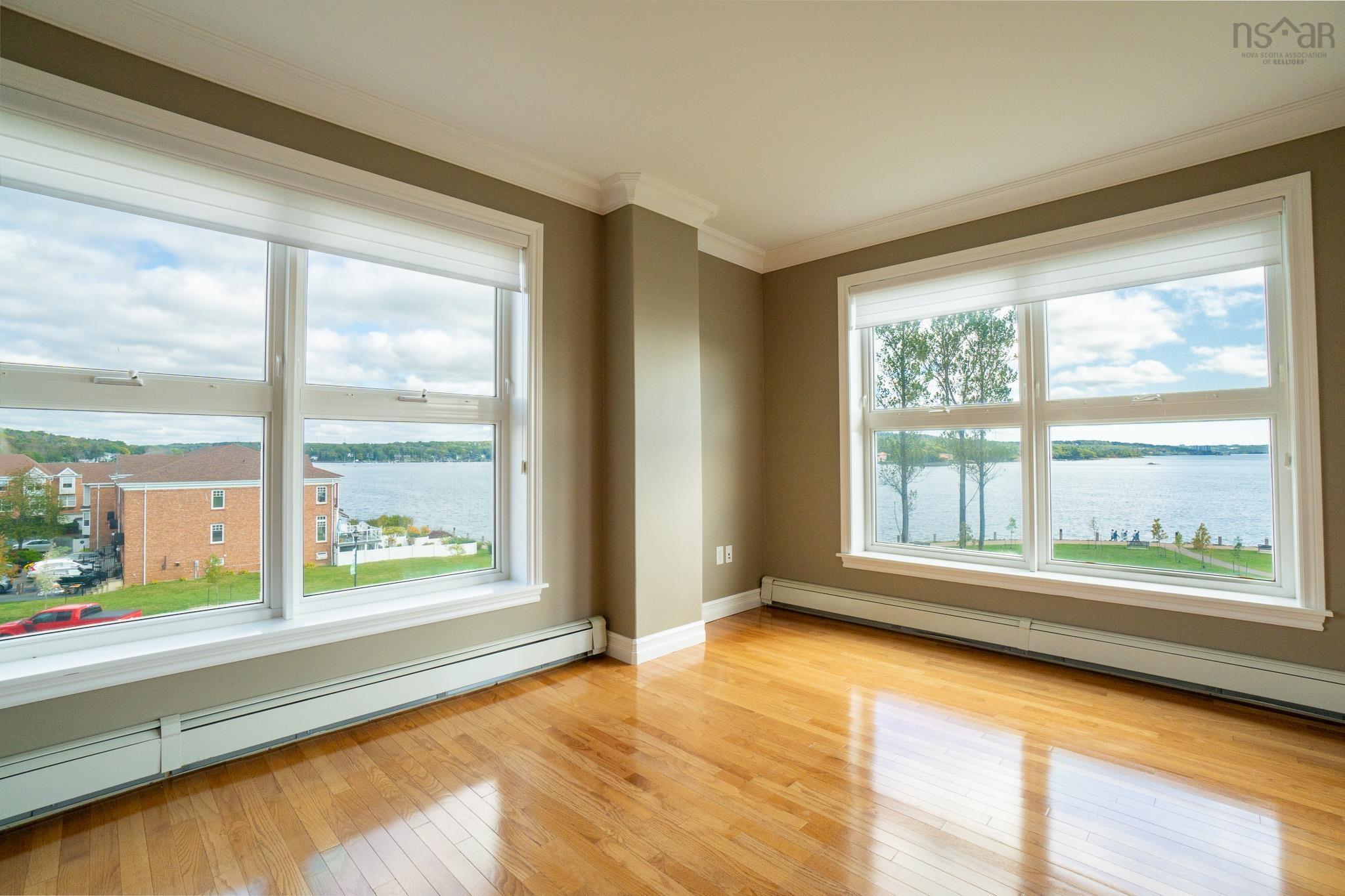 303 99 Waterfront Drive photo #17