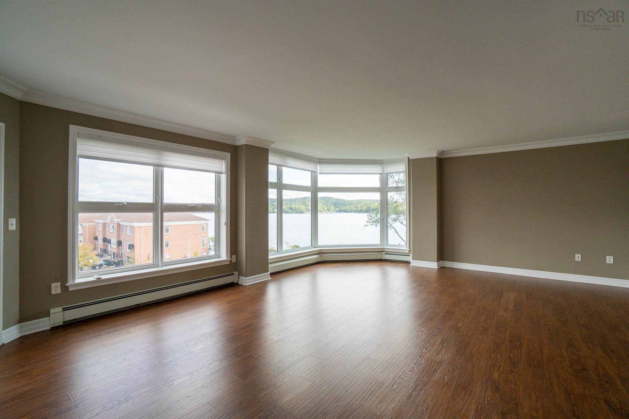 303 99 Waterfront Drive photo #29