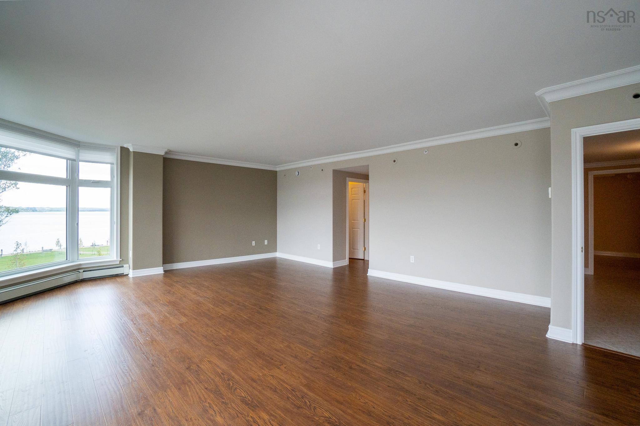 303 99 Waterfront Drive photo #30