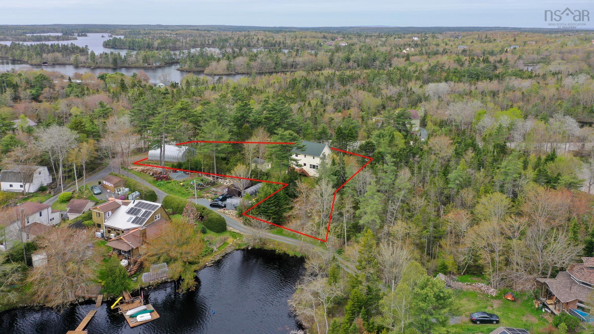 3627 St. Margarets Bay Road photo #2