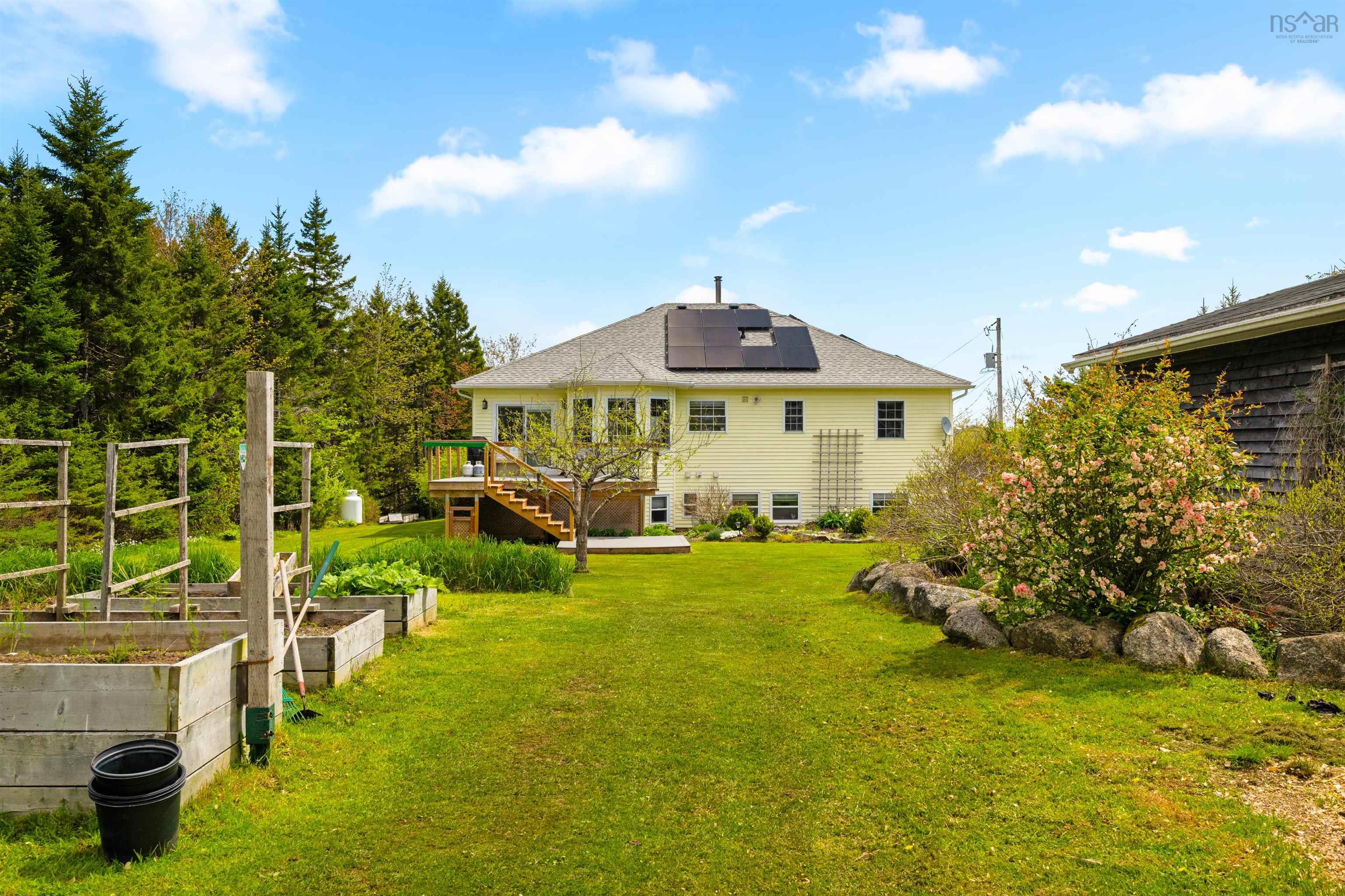 640 Myra Road photo #10