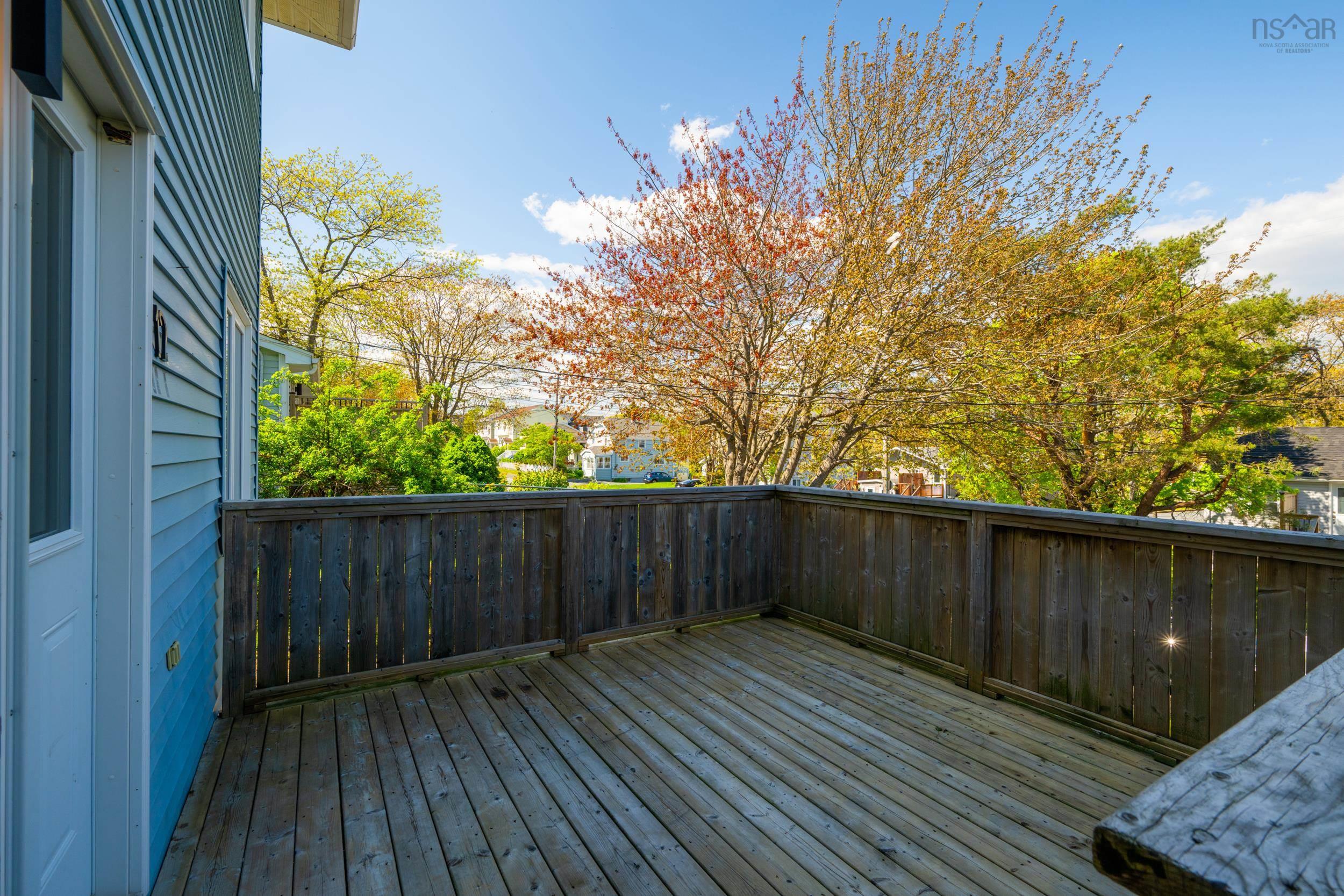 12A SPENCER Avenue photo #12