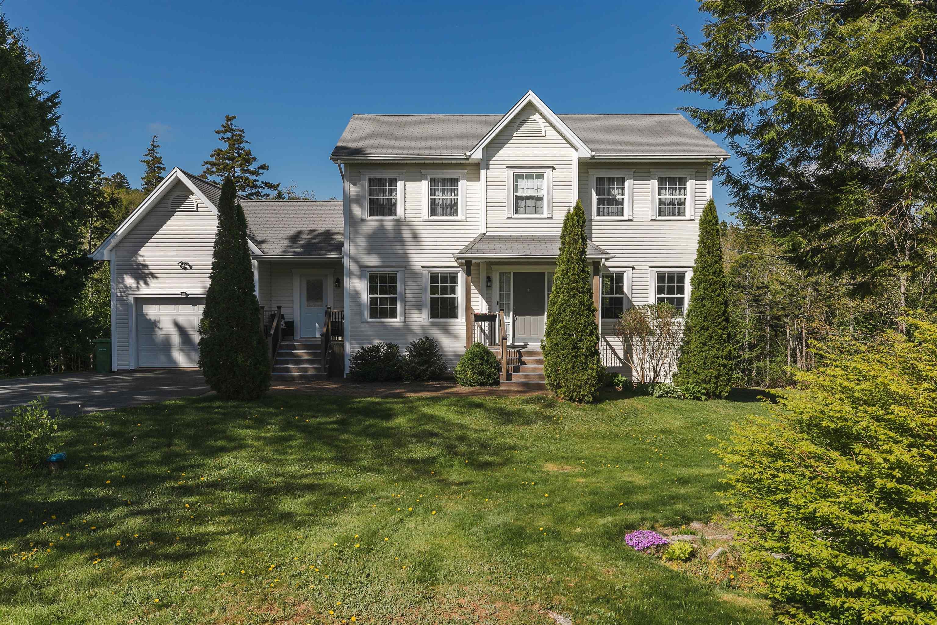 22 CHASE LANE, HAMMONDS PLAINS, NS