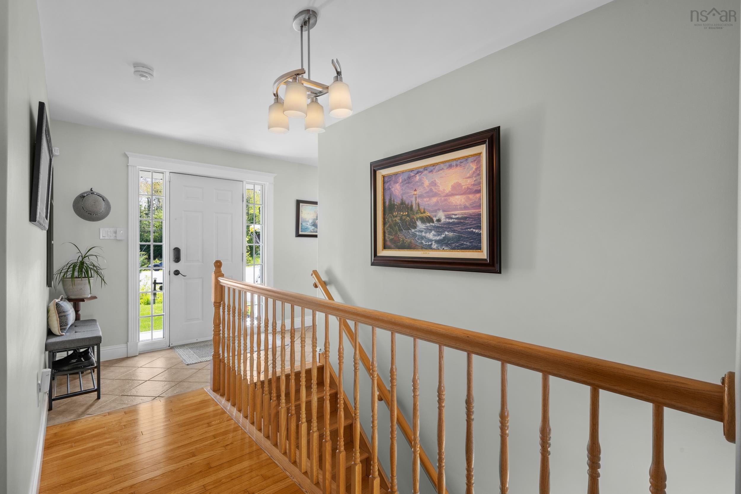 57 Lodge Avenue photo #3
