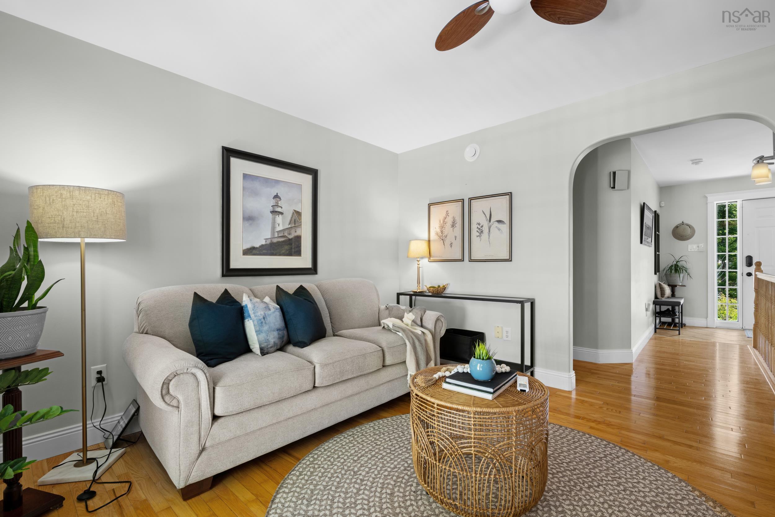 57 Lodge Avenue photo #7