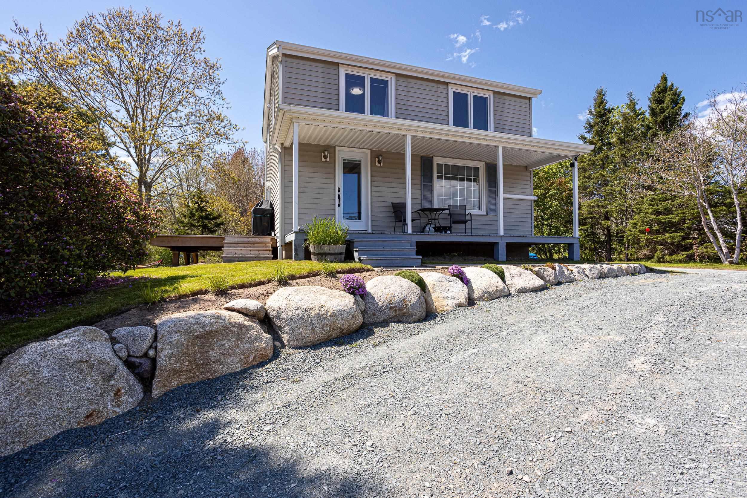 84 Whynachts Point Road photo #2