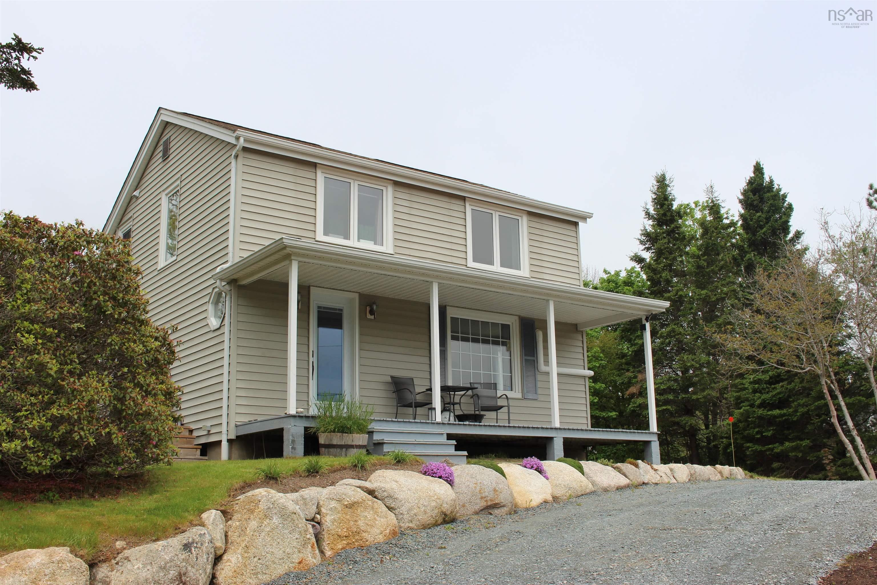 84 Whynachts Point Road photo #3