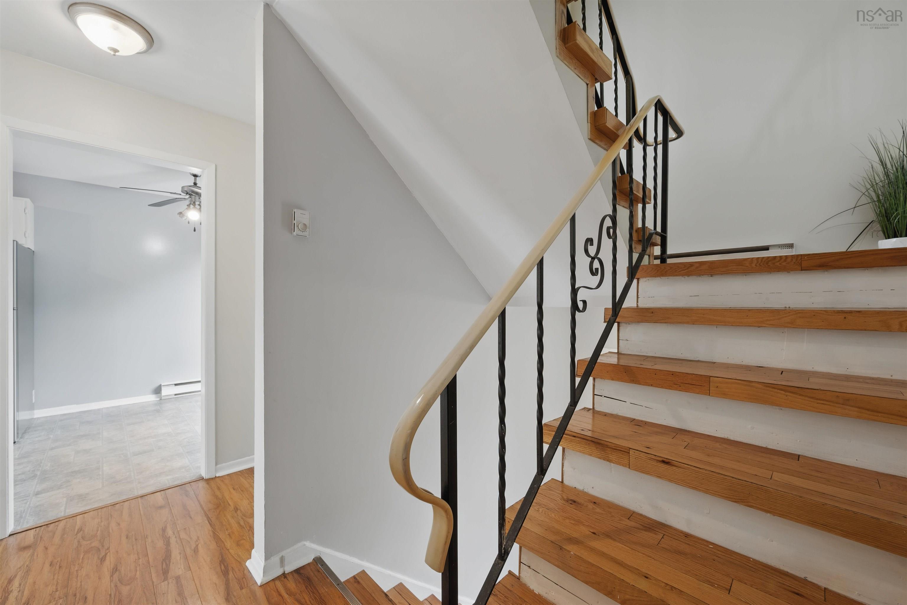 16 Stoneybrook Court photo #21