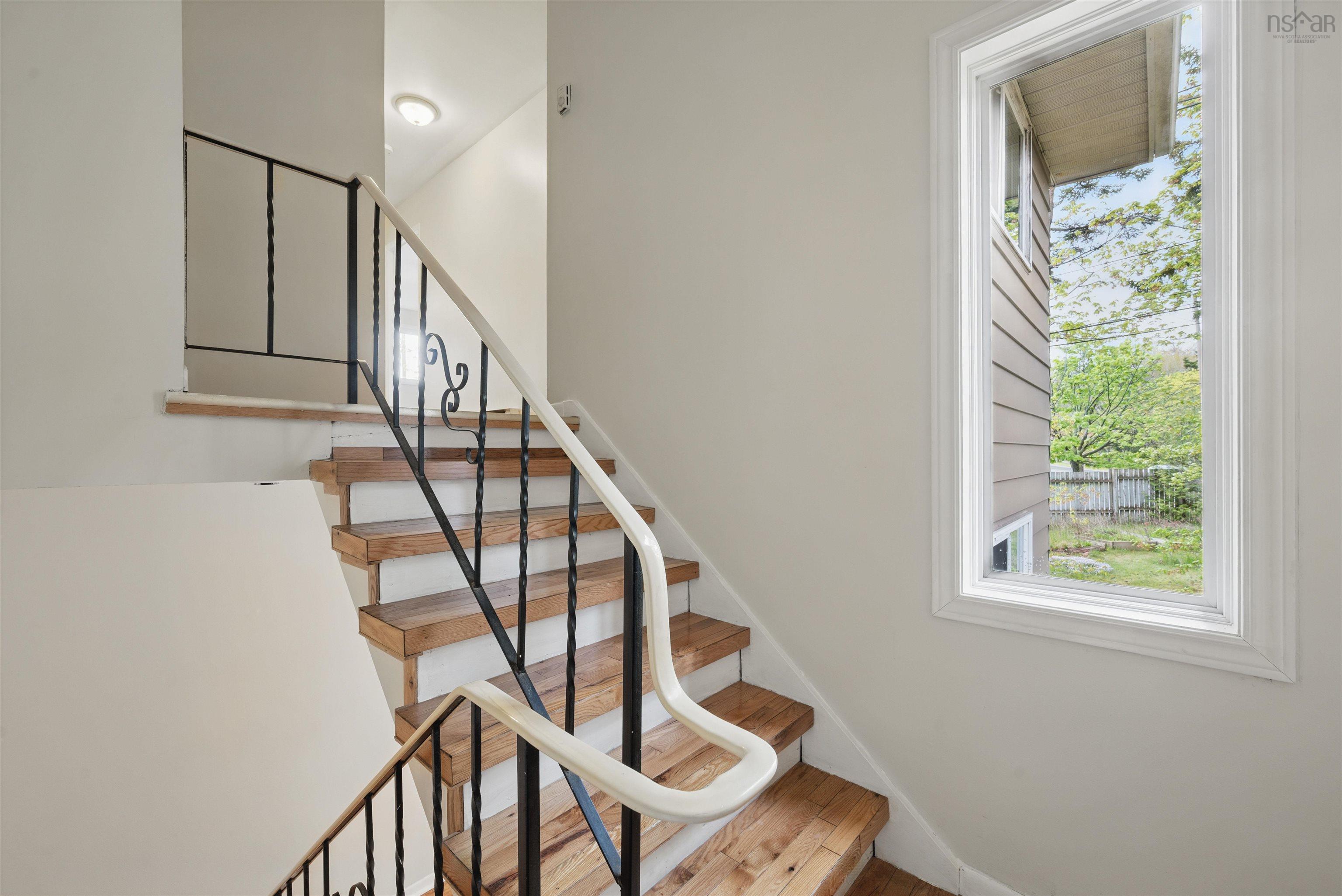 16 Stoneybrook Court photo #22