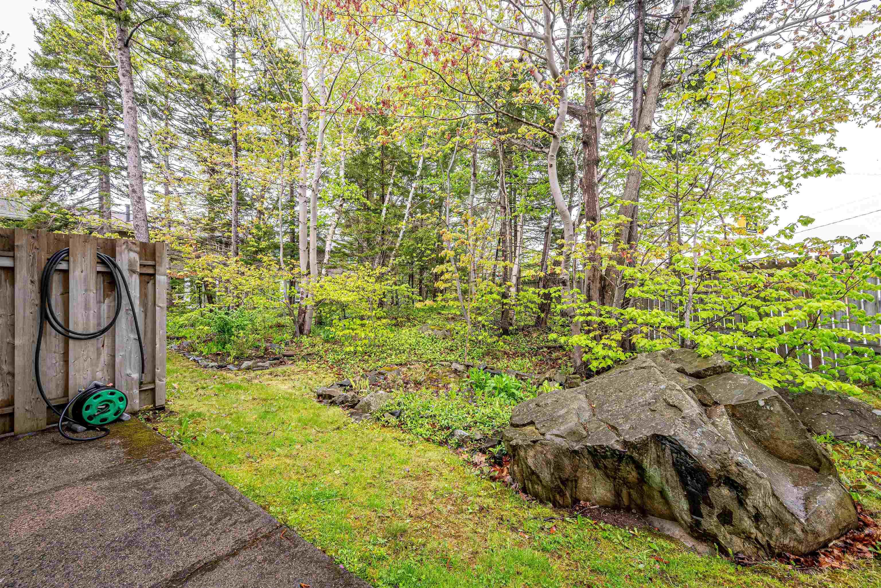 16 Stoneybrook Court photo #45