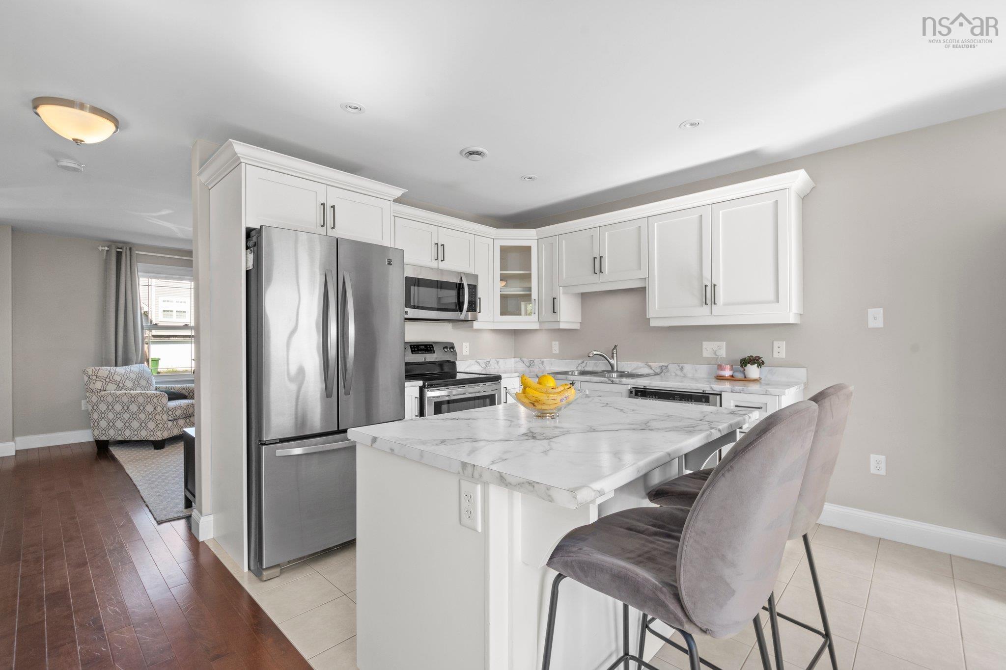183 Darlington Drive photo #11