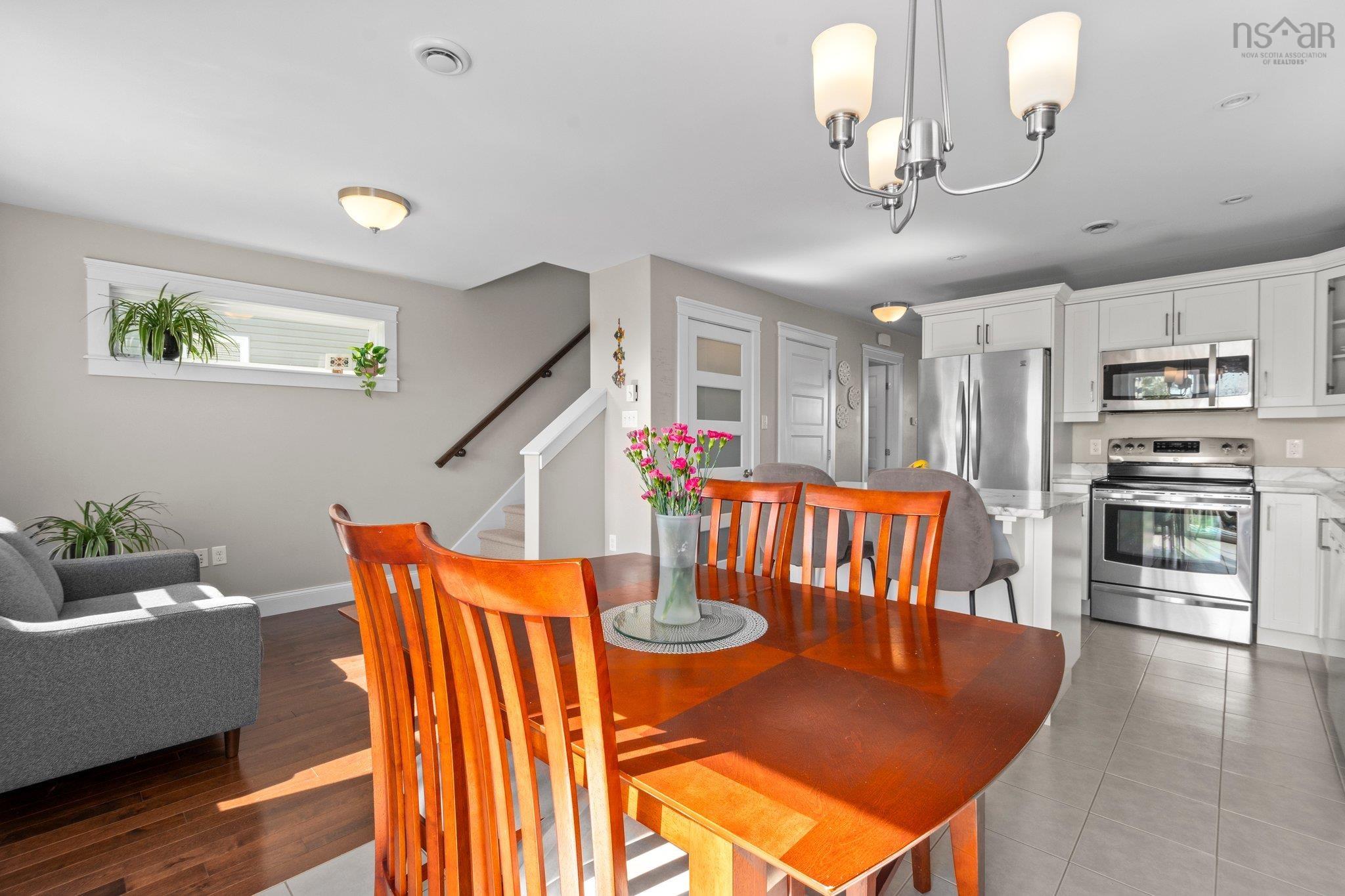 183 Darlington Drive photo #17