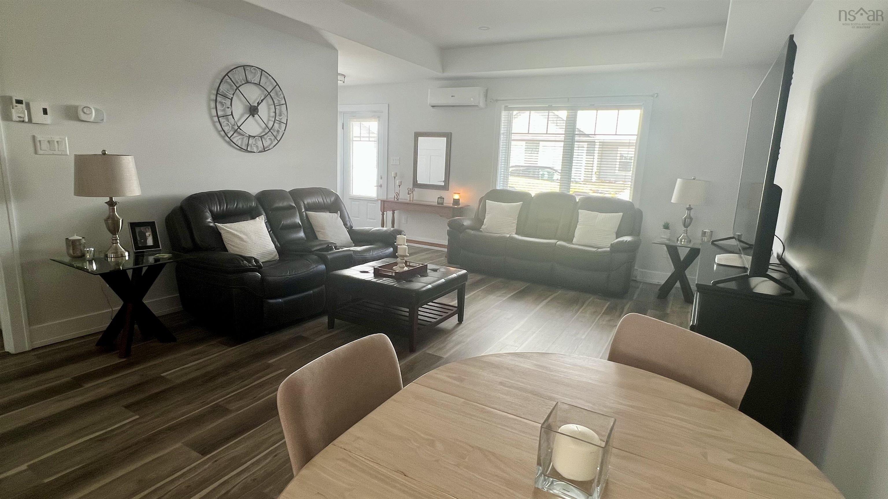 UNIT 3 769 Pictou Road photo #5