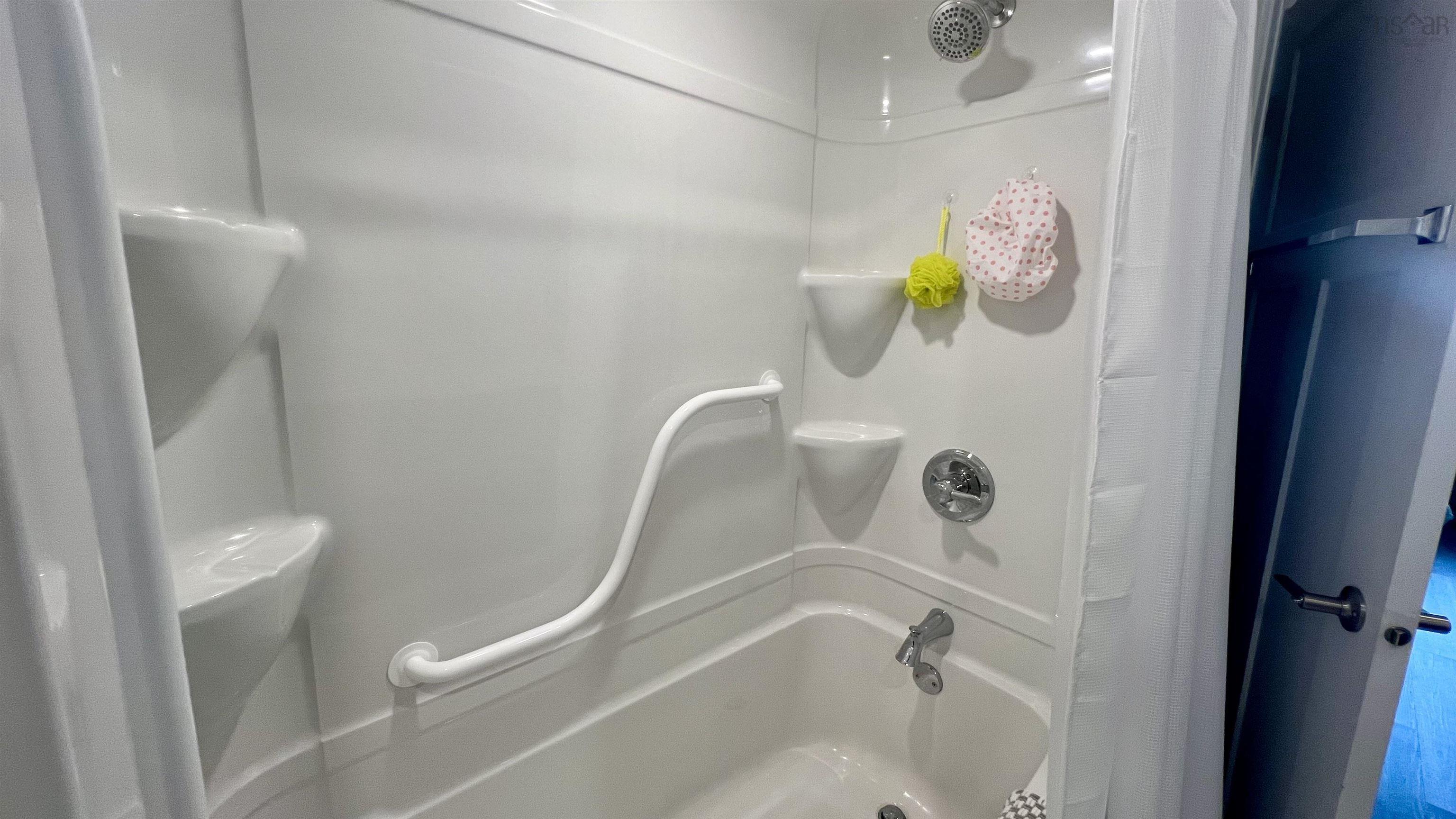 UNIT 3 769 Pictou Road photo #10