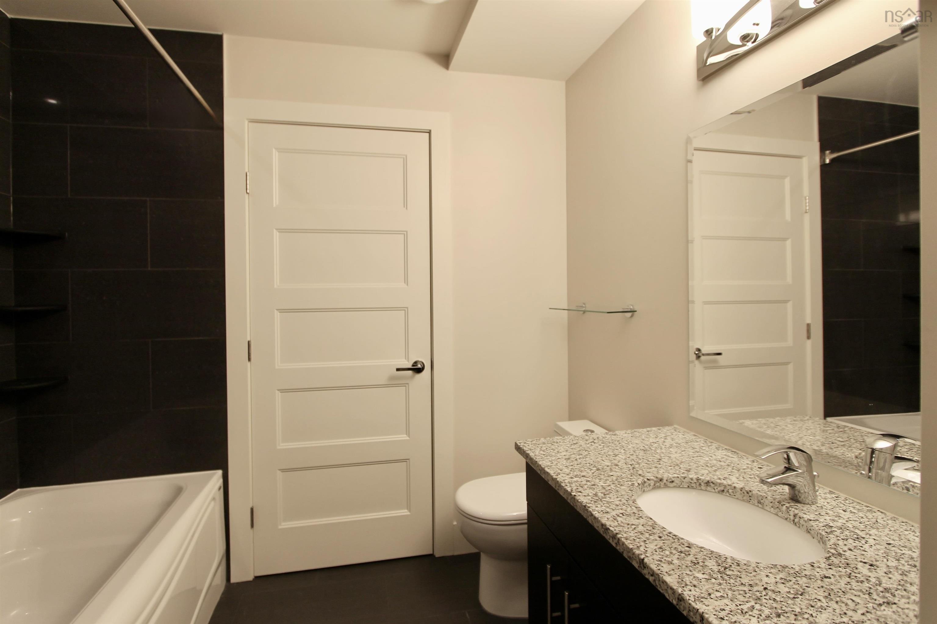 404 15 KINGS WHARF Place photo #13