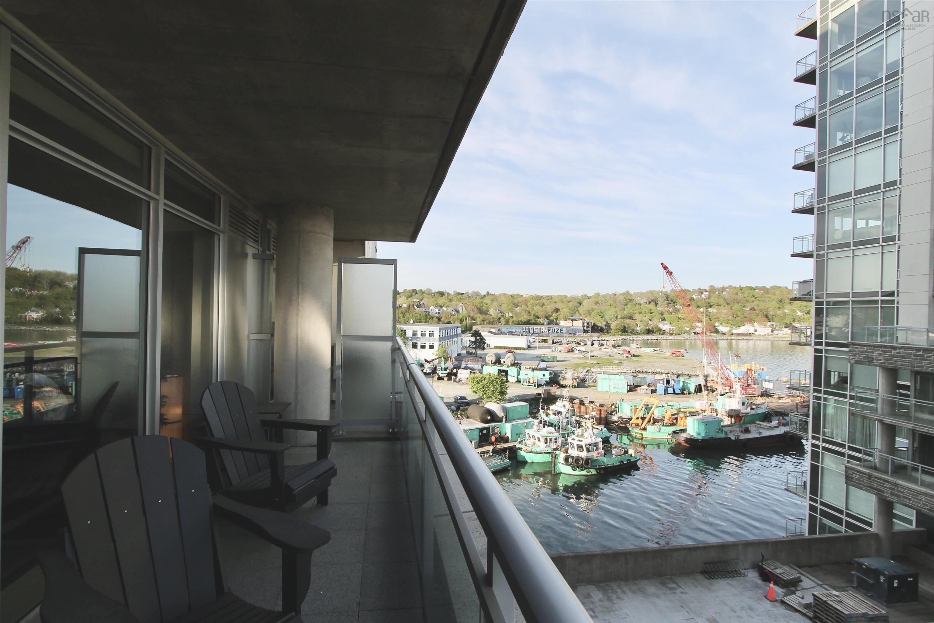404 15 KINGS WHARF Place photo #17