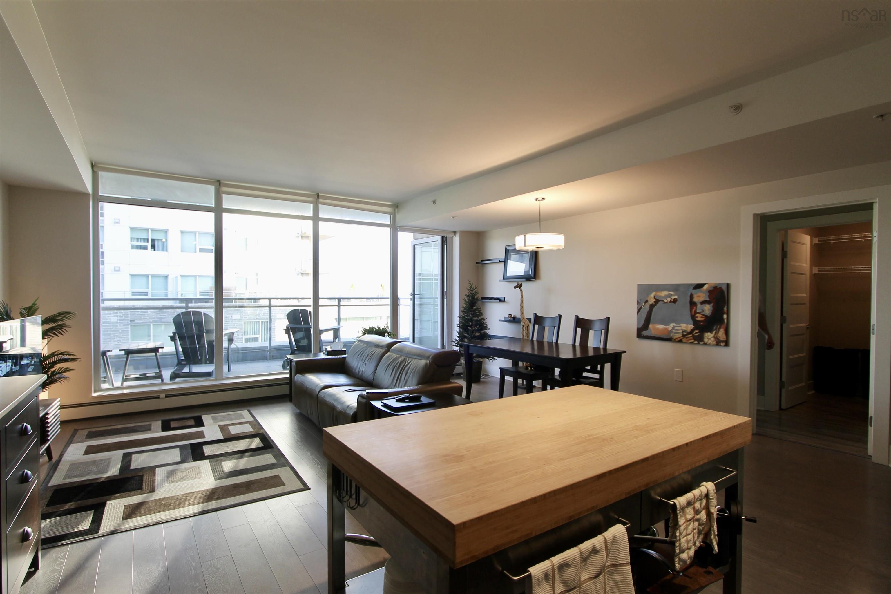 404 15 KINGS WHARF Place photo #3