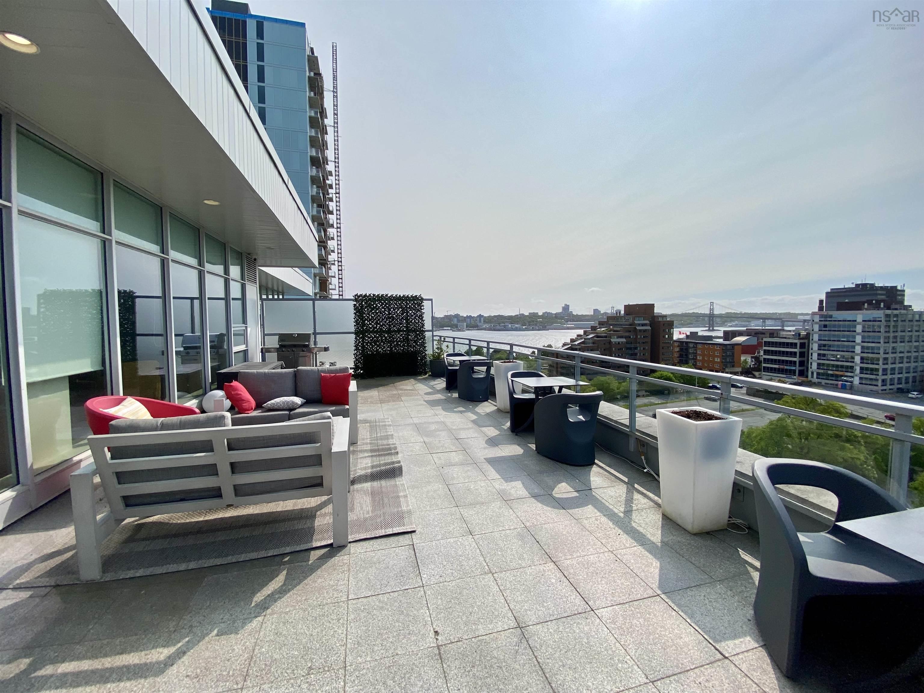 404 15 KINGS WHARF Place photo #22