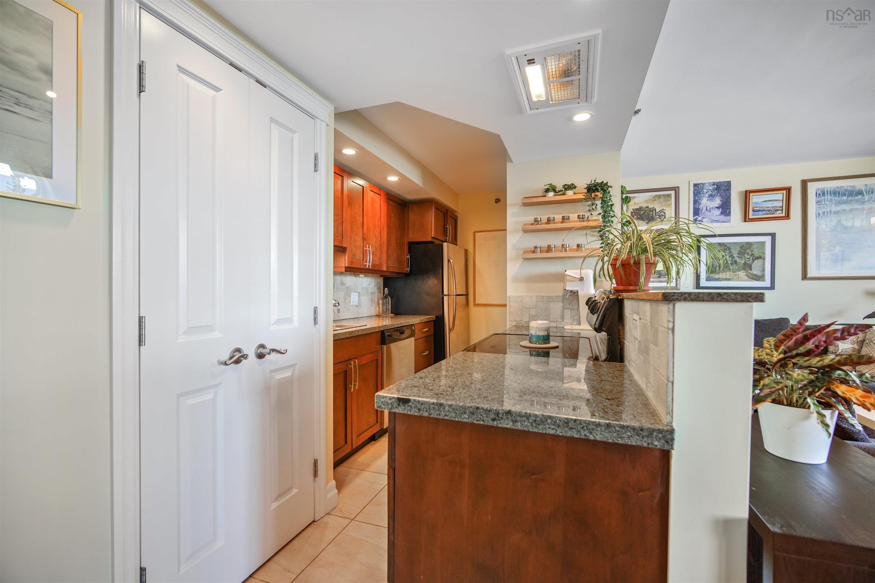 118 45 Vimy Avenue photo #26