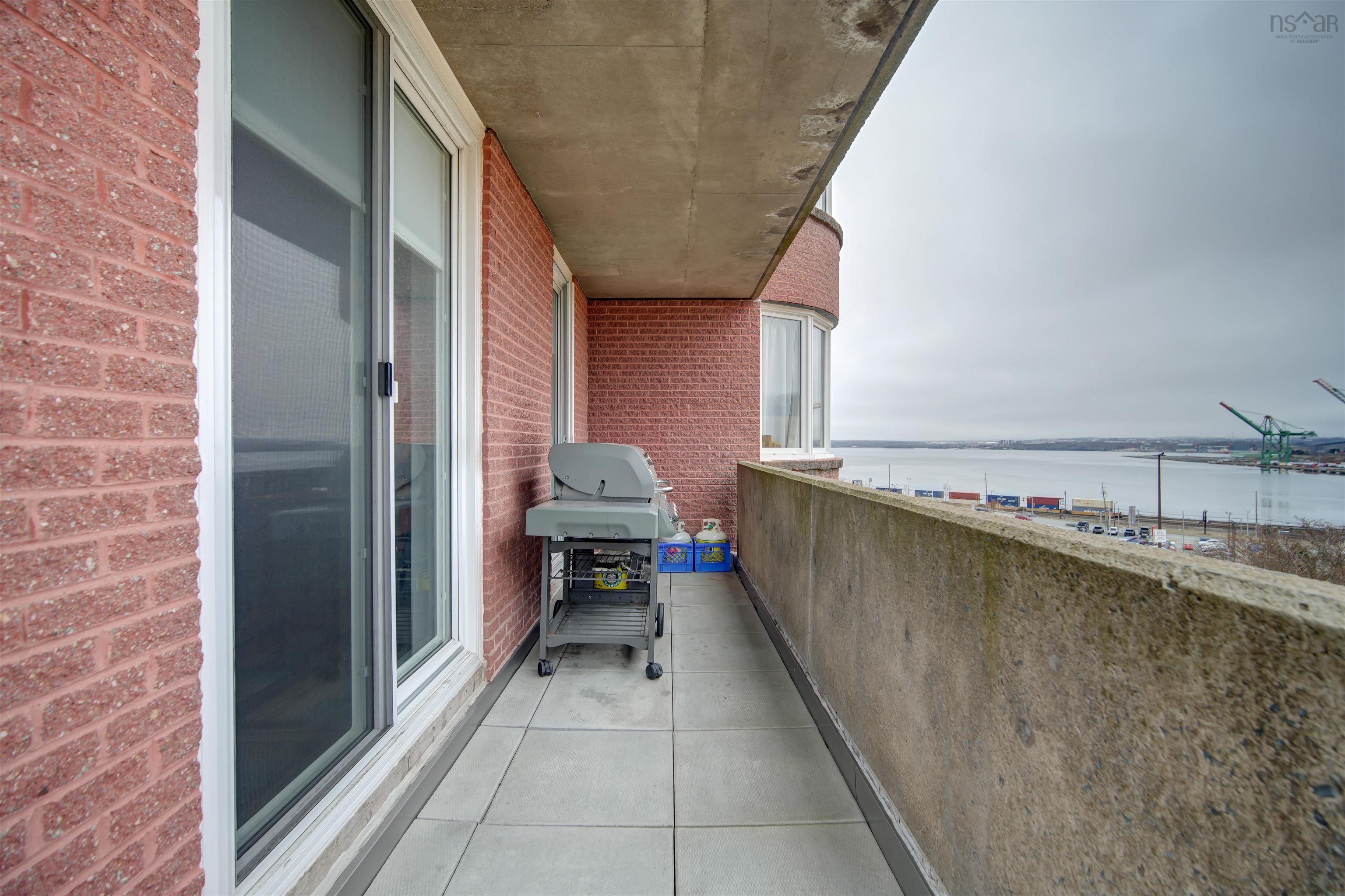 118 45 Vimy Avenue photo #42