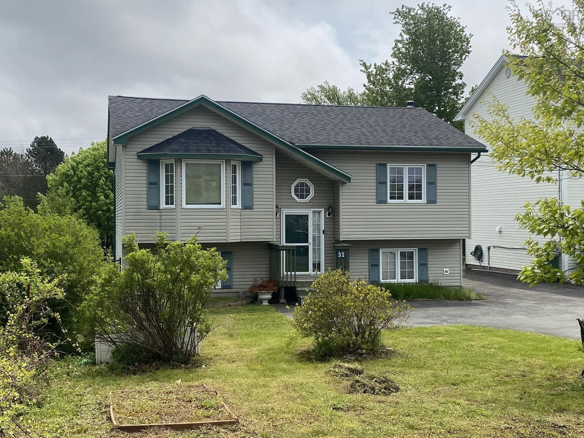 32 JAMES ST, TIMBERLEA, NS