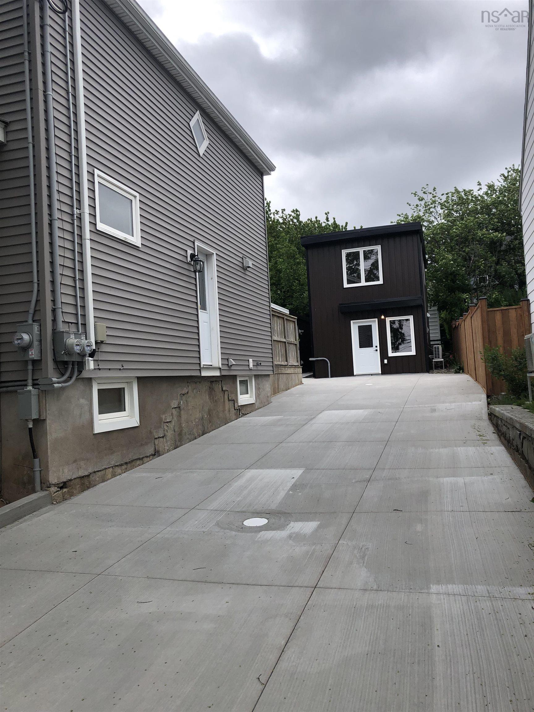 3698 Novalea Drive photo #5