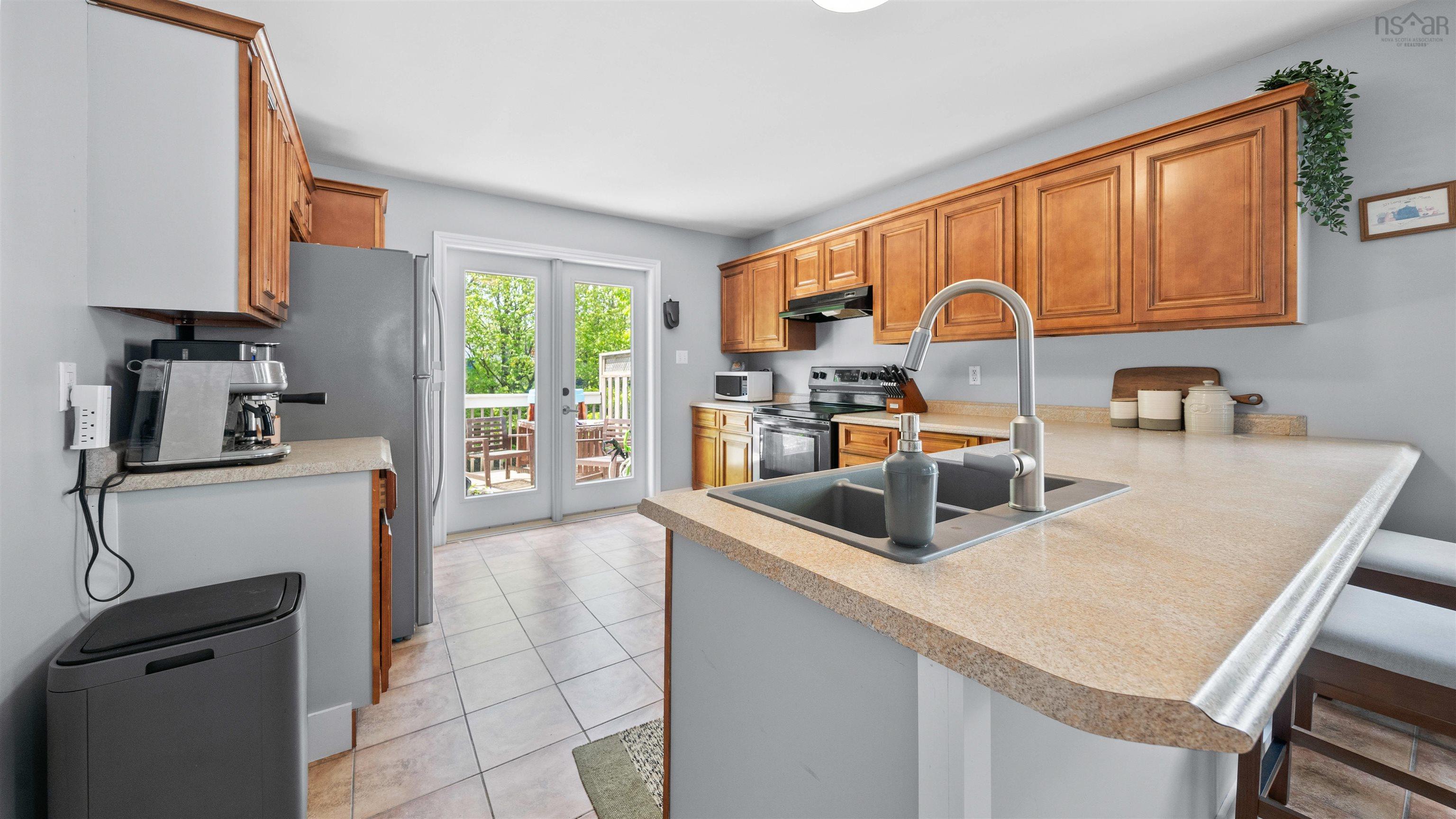 98B Woodlawn Road photo #11